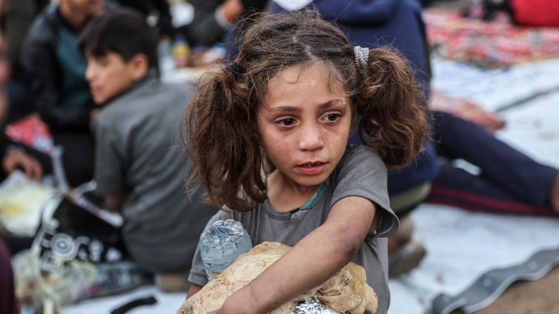 طفلة صغيرة في قطاع غزة