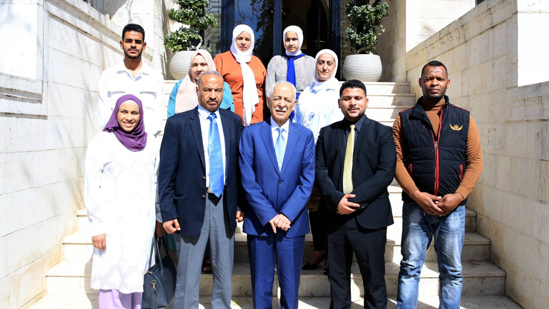 العيسوي: الأردن بقيادة الملك قصة تروى ورمزا يحتذى