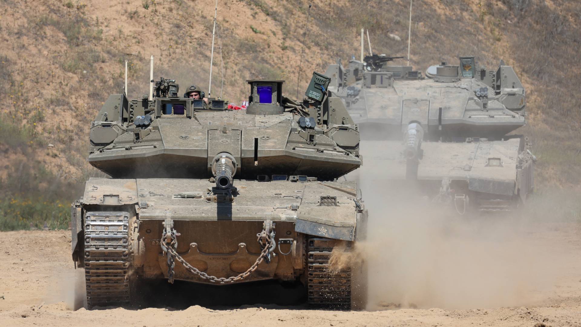 الاحتلال الإسرائيلي يعلن عن اغتيال قياديين اثنين في حماس في قطاع غزة