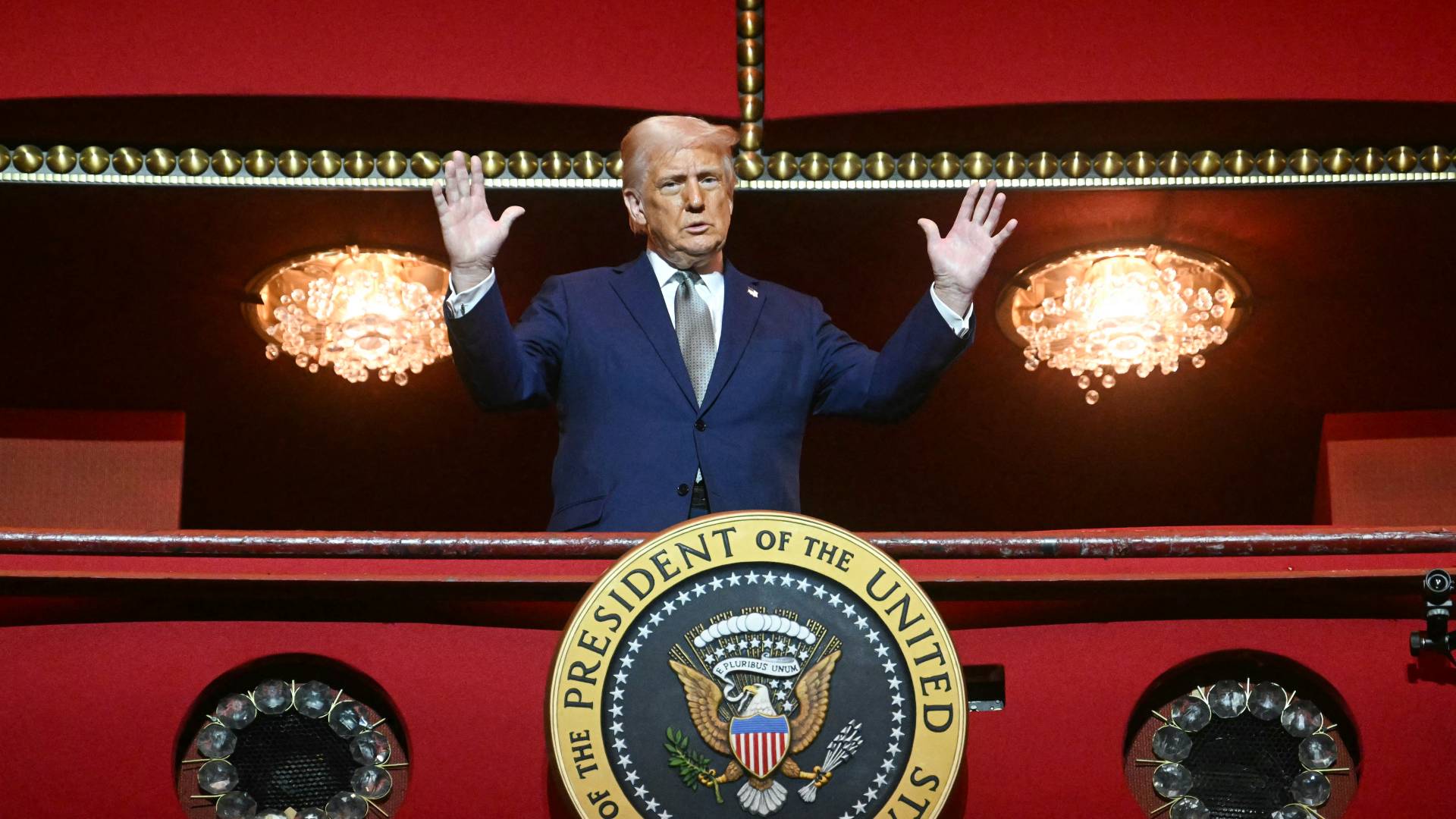 البيت الأبيض: ترمب يدعم بشكل كامل ما تقوم به تل أبيب في غزة