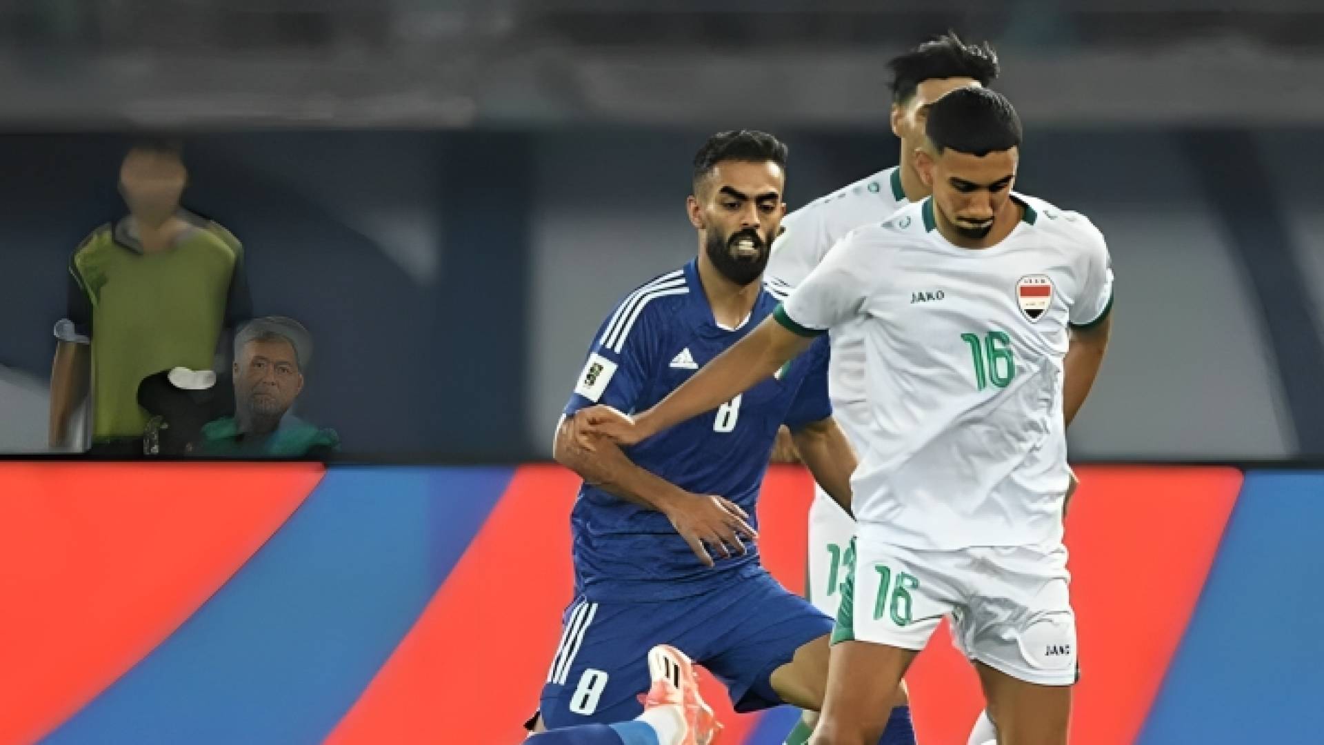 لاعبو العراق والكويت