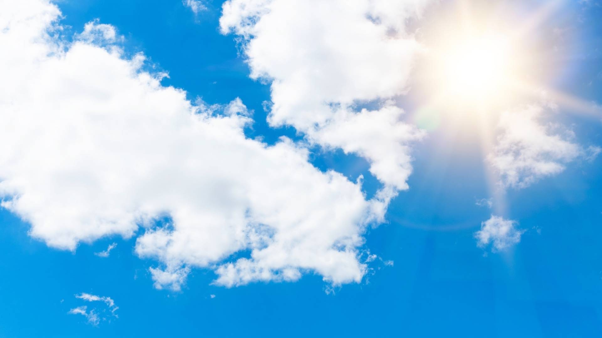 أجواء مشمسة - تعبيرية