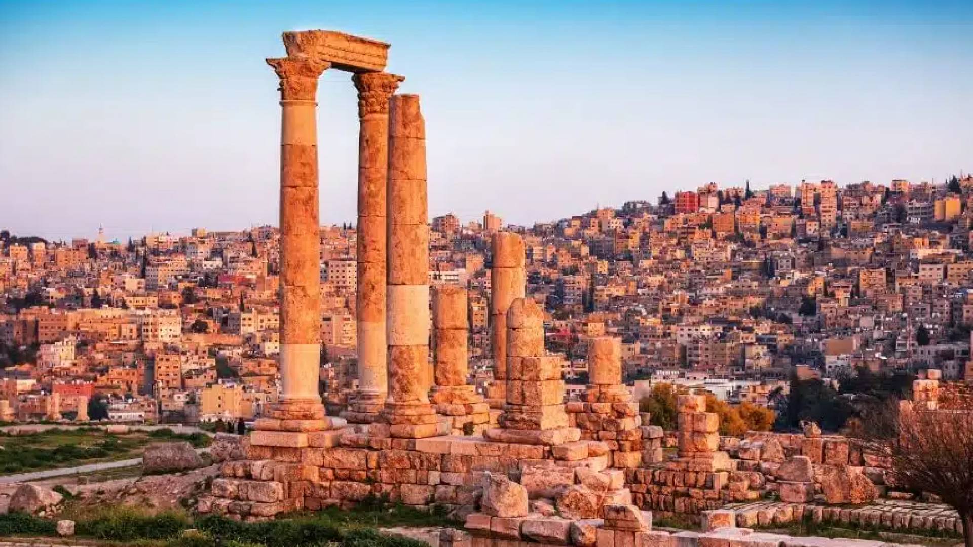 جانب من موقع جبل القلعة الأثري في العاصمة عمان