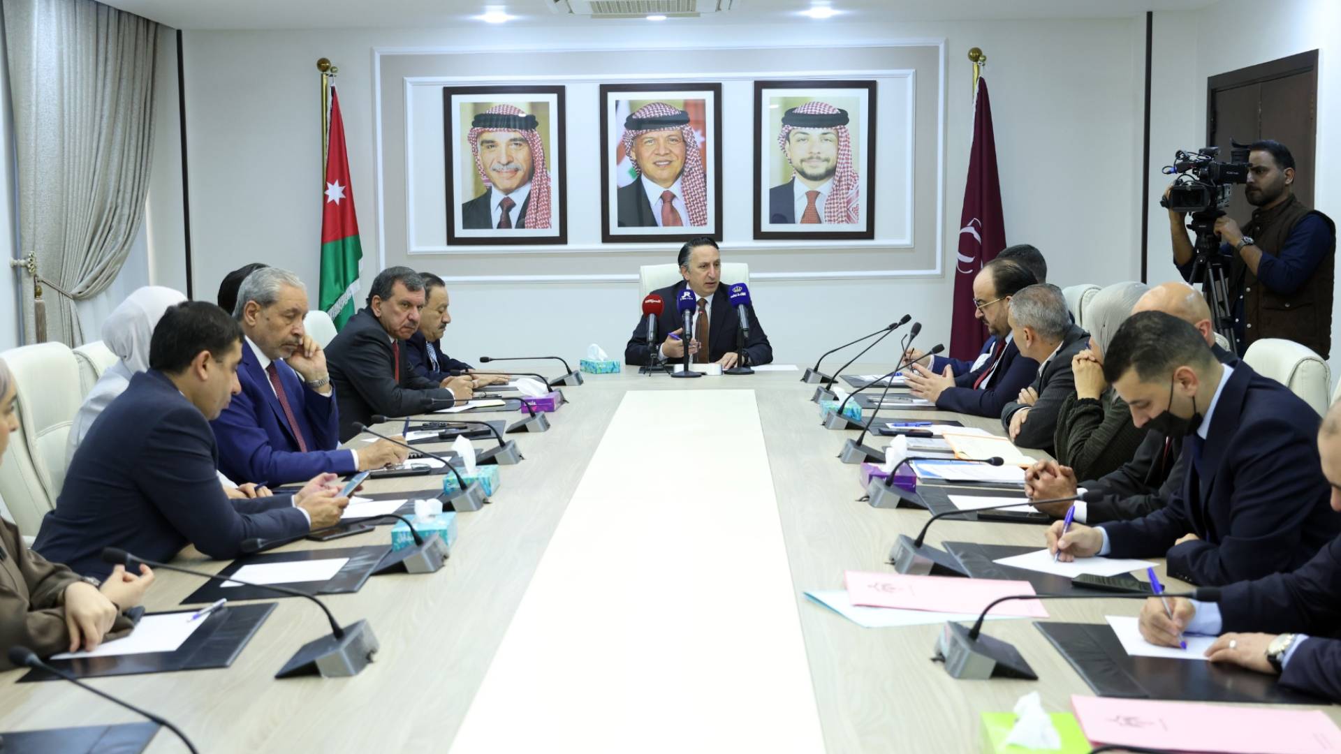 جلسة العمل النيابية