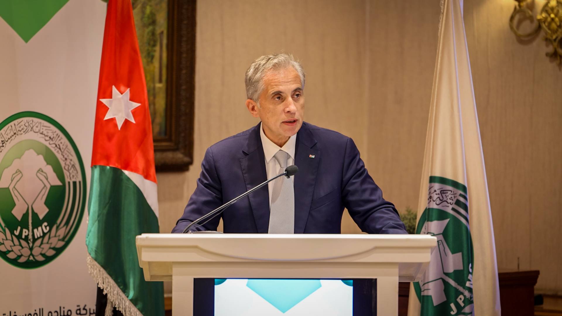 رئيس الوزراء جعفر حسان