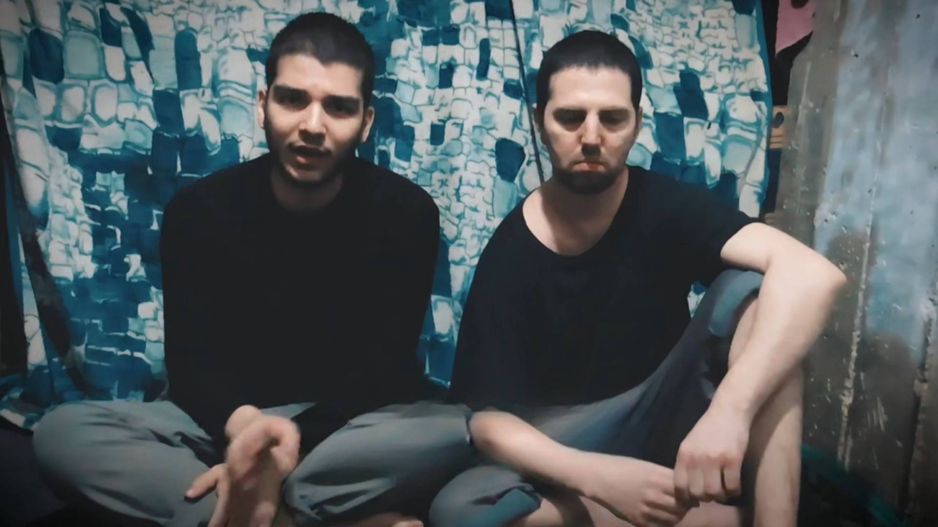 محتجزان لدى القسام