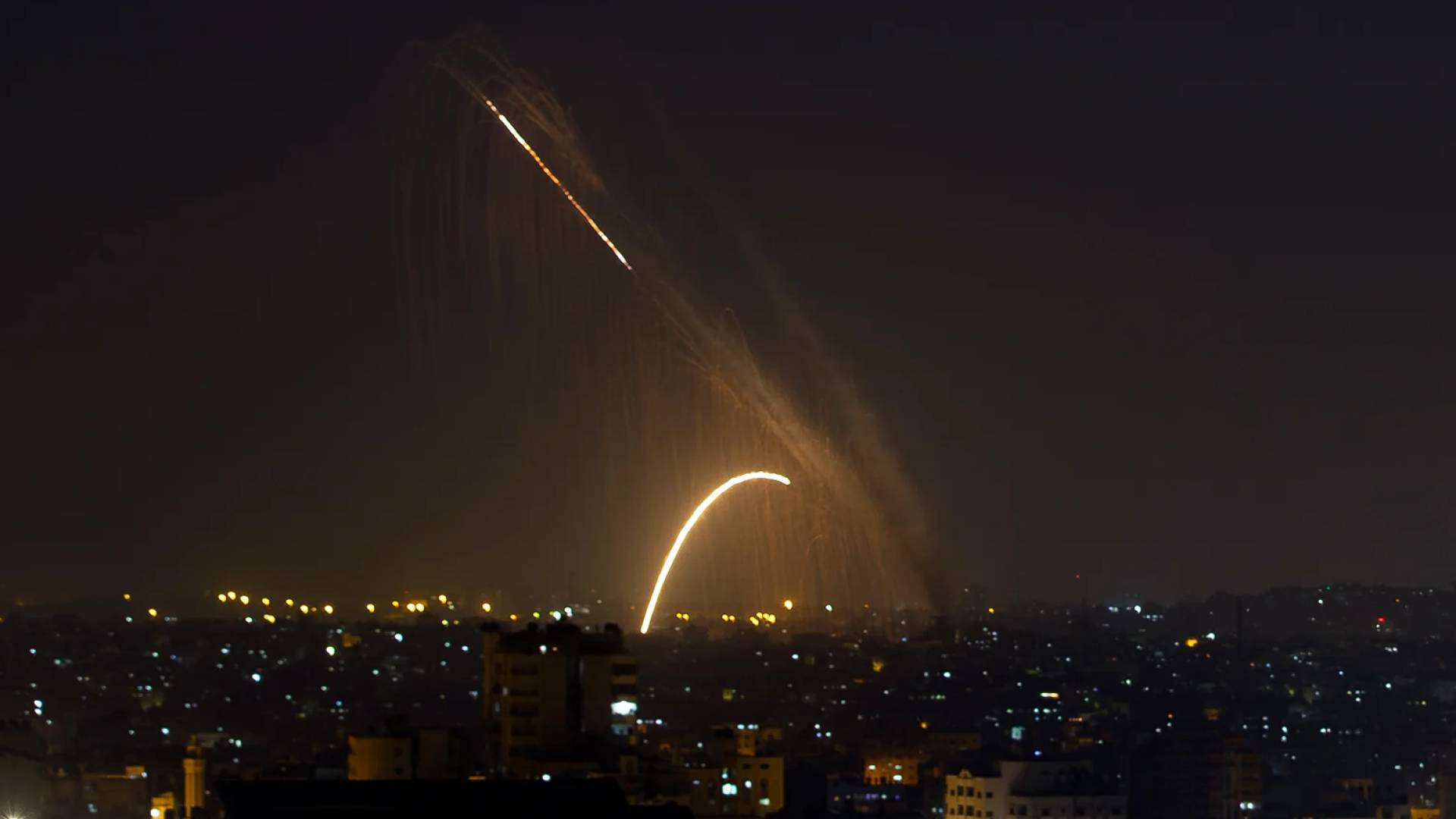 جيش الاحتلال: دوي صفارات الإنذار في القدس وضواحيها وأكثر من 200 بلدة بعد إطلاق صاروخ من اليمن