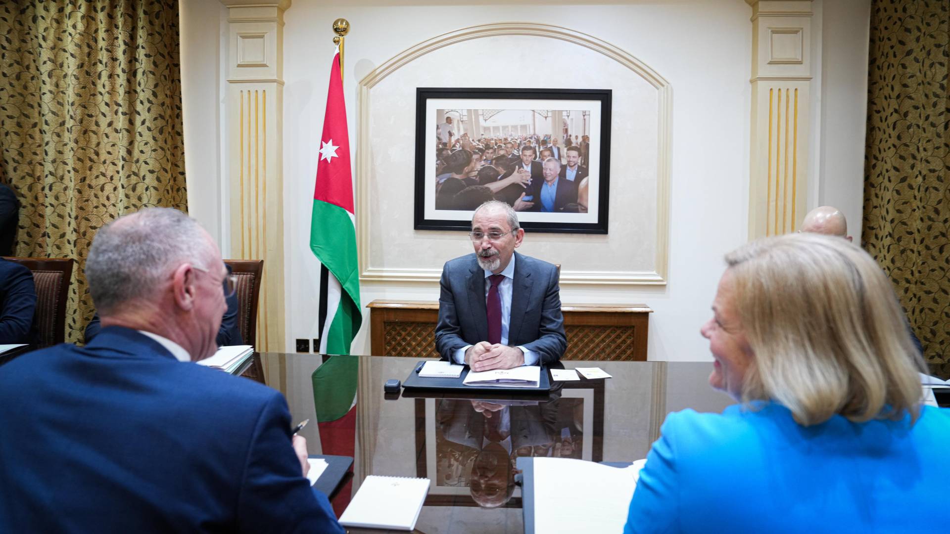 الصفدي يستقبل وزيرة الداخلية الألمانية نانسي فيزر ووزير الداخلية النمساوي غيرهارد كارنر