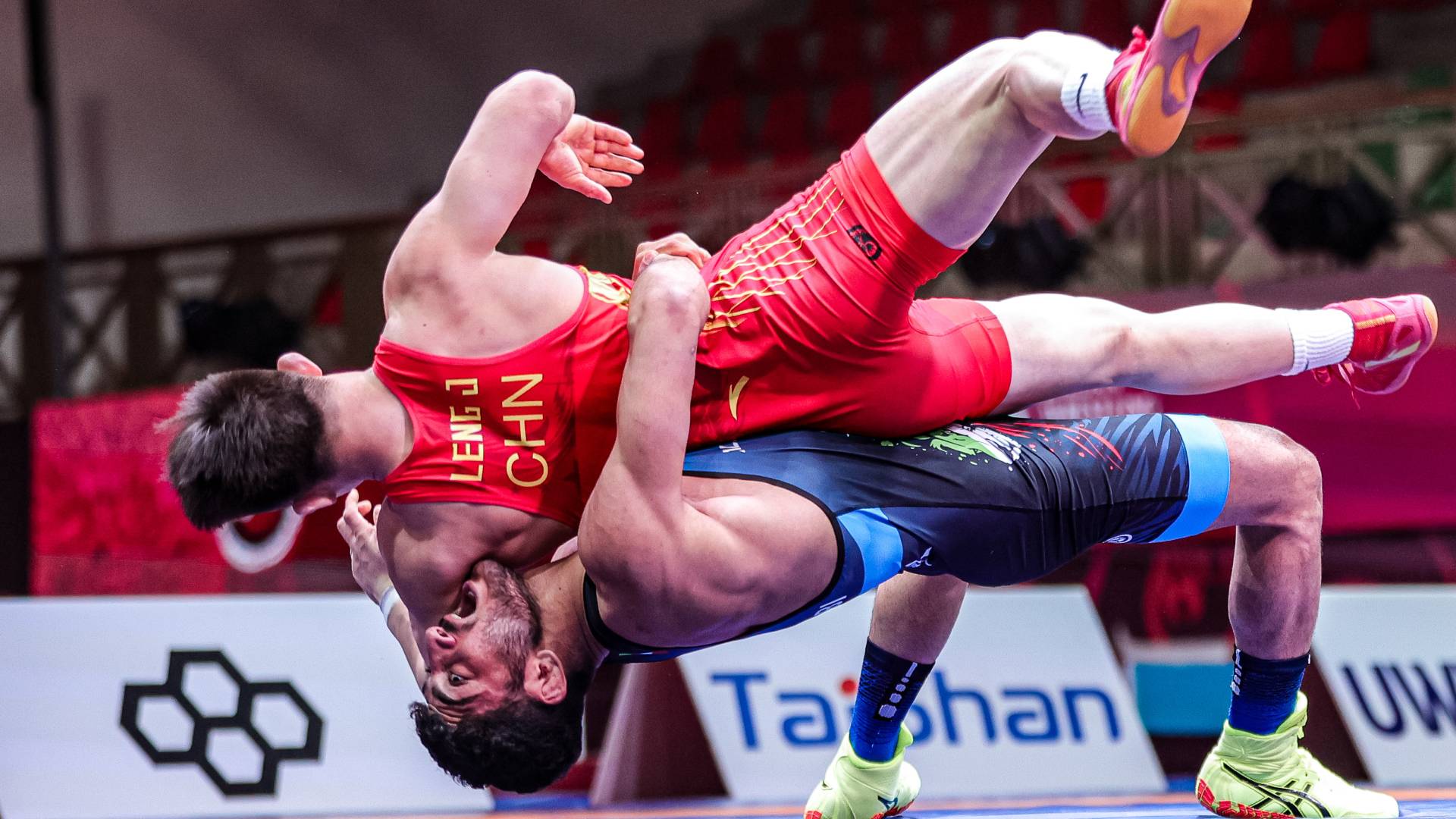 من المنافسات