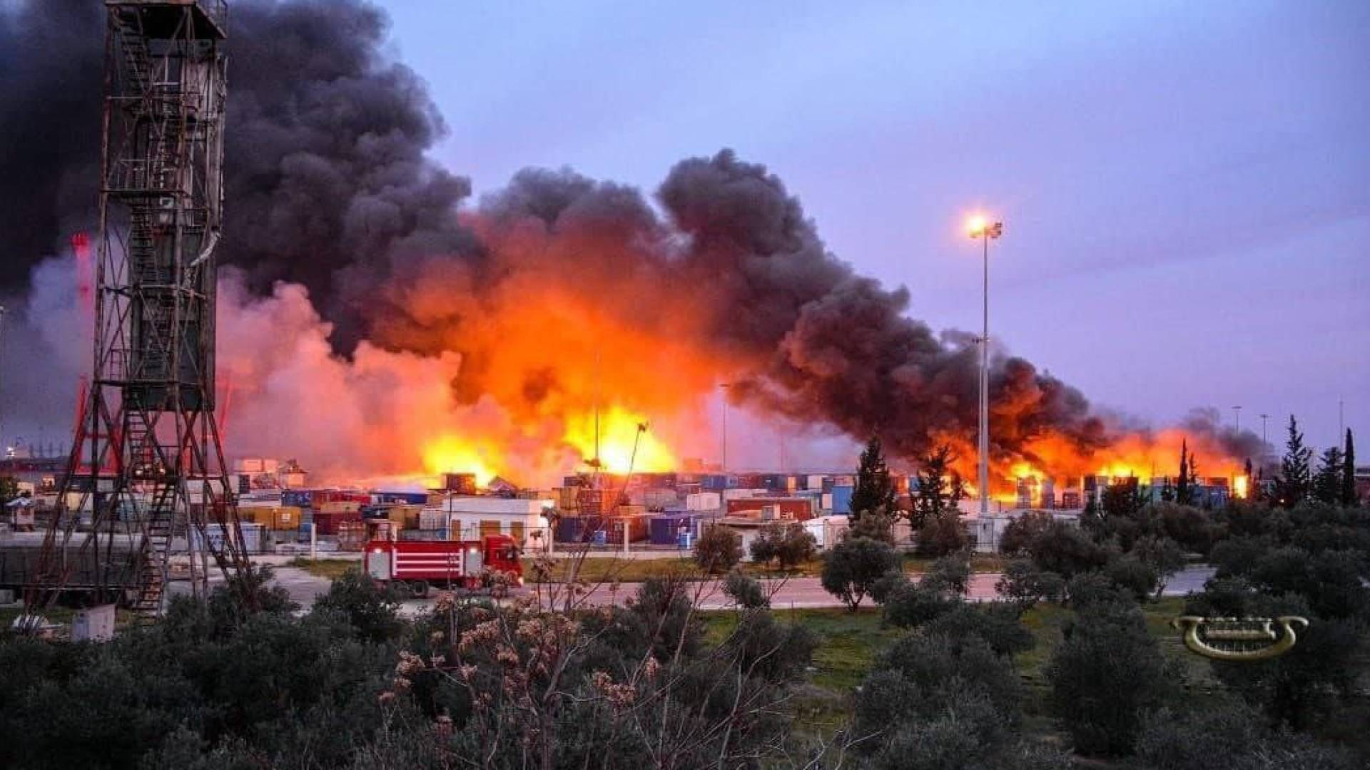 محيط الميناء الأبيض بالللاذقية