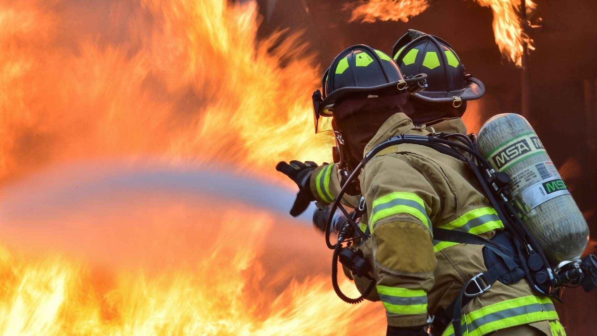 إطفاء حريق - تعبيرية