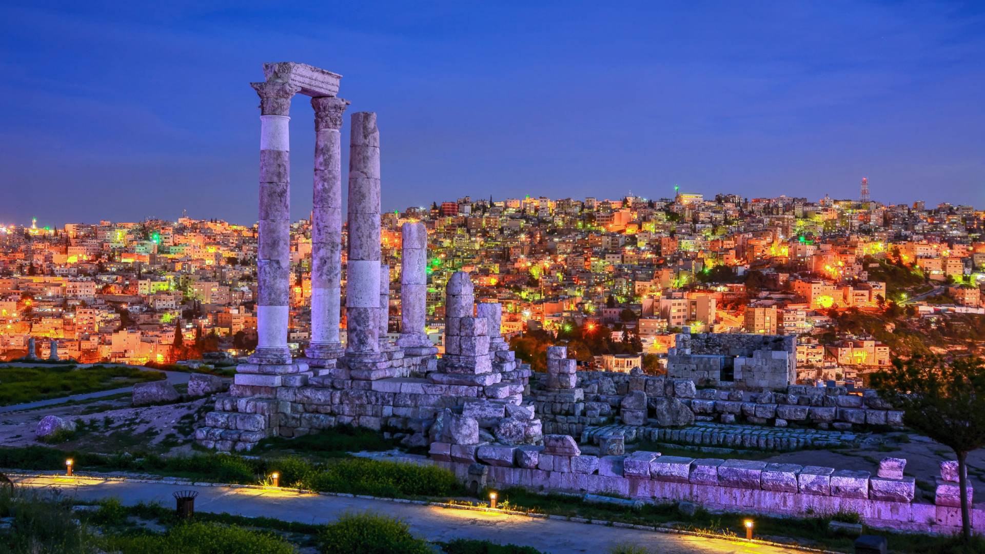 جانب من موقع جبل القلعة الأثري في العاصمة عمان