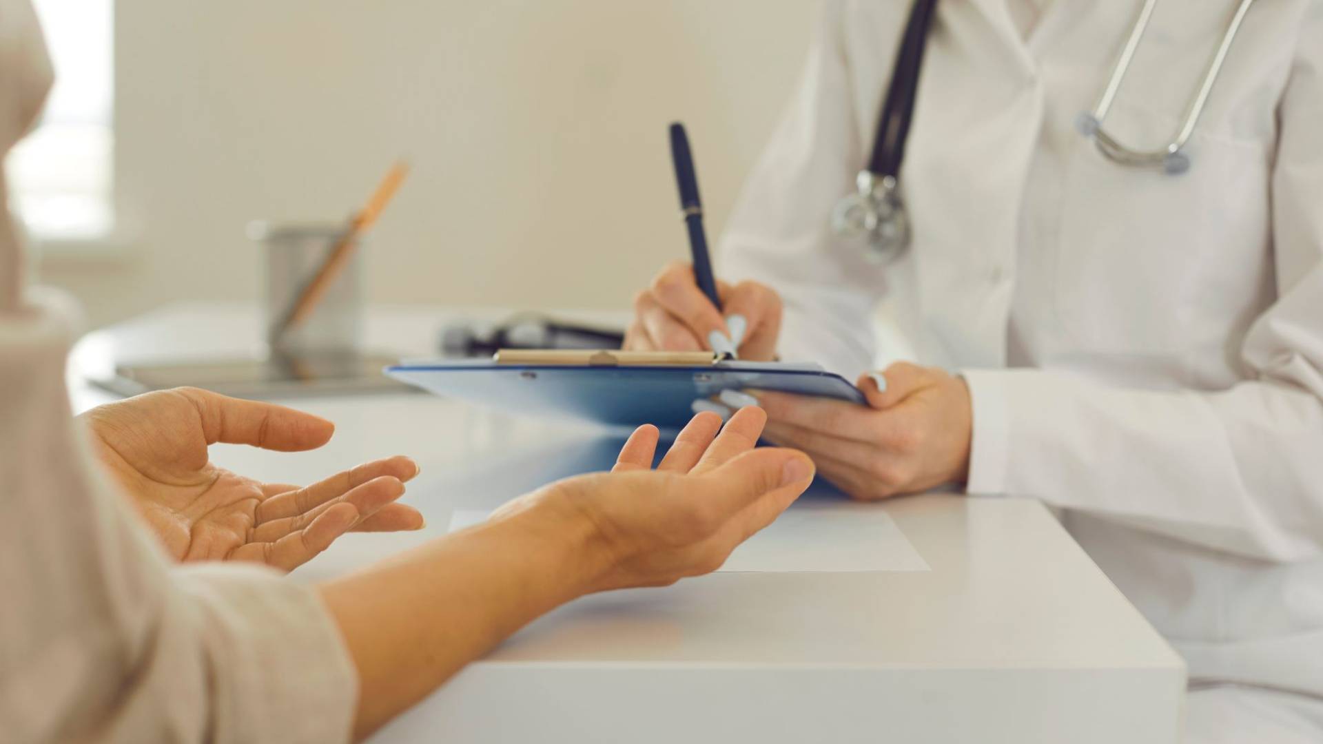 تقديم خدمات صحية