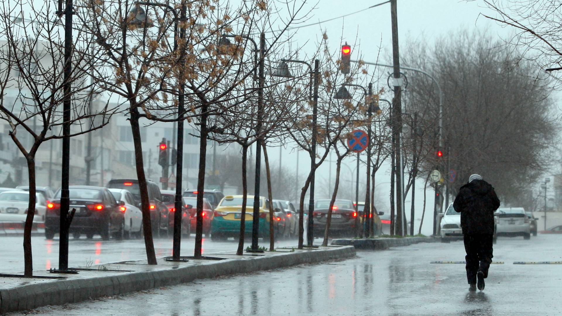 تحذيرات من تساقط حبات برد كبيرة وعواصف رعدية مع عدم استقرار جوي في شمال ووسط الأردن