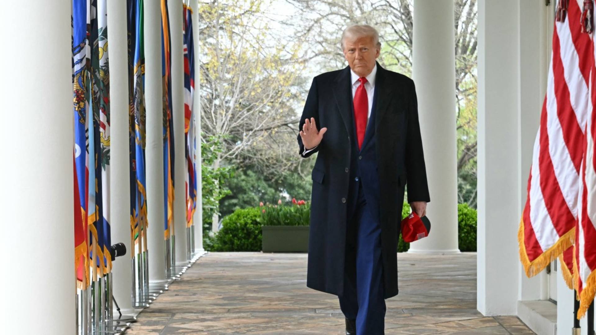 الرئيس الأمريكي دونالد ترمب في البيت الأبيض