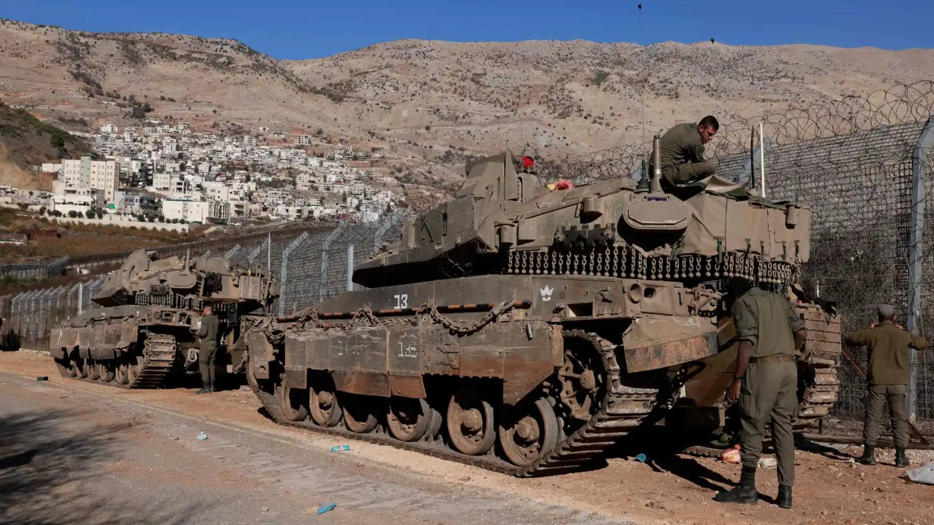 دبابات الاحتلال العسكرية