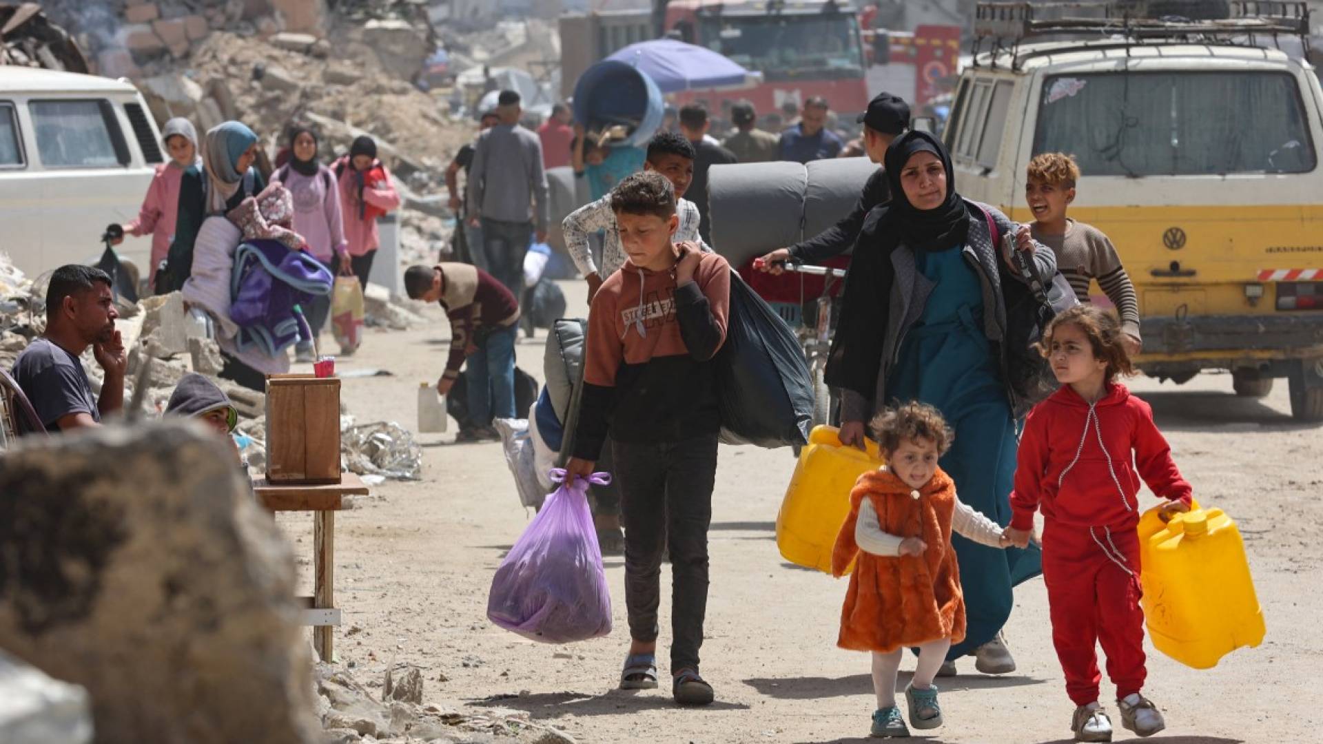 نازحون في قطاع غزة