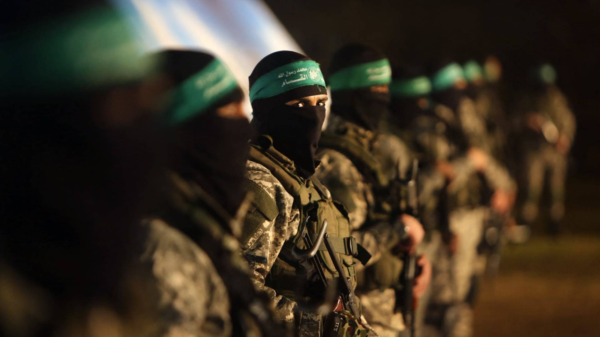 حركة حماس تنعى الشهداء حسن فرحات وعائلته إثر غارة للاحتلال في صيدا جنوب لبنان