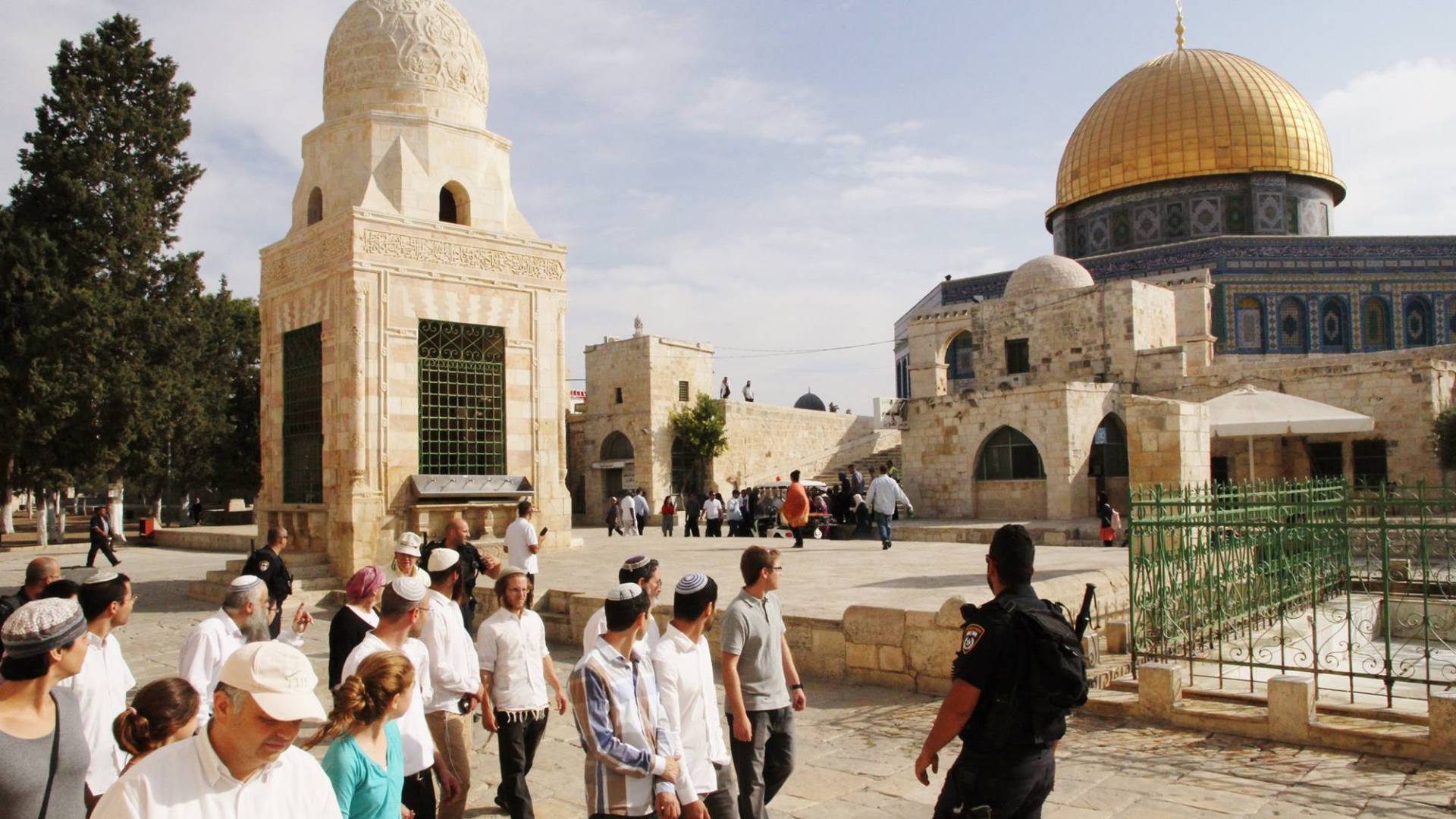 اقتحام المسجد الاقصى