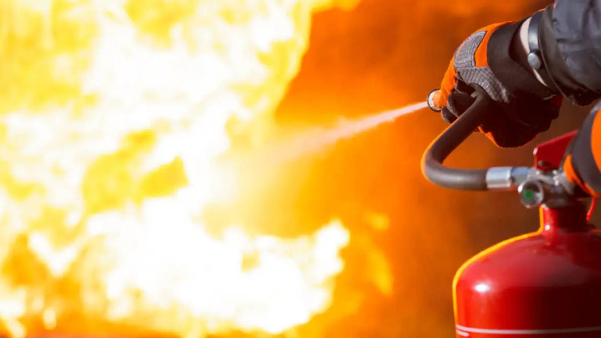 إطفاء حريق "تعبيرية"