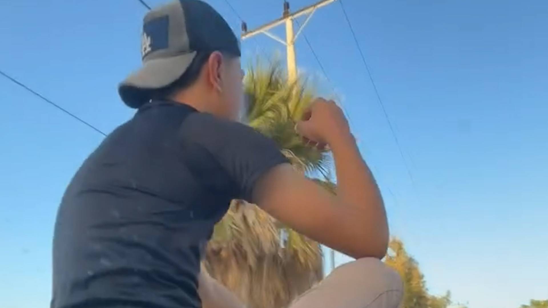 شاب قاد مركبته بطريقة متهورة في إربد