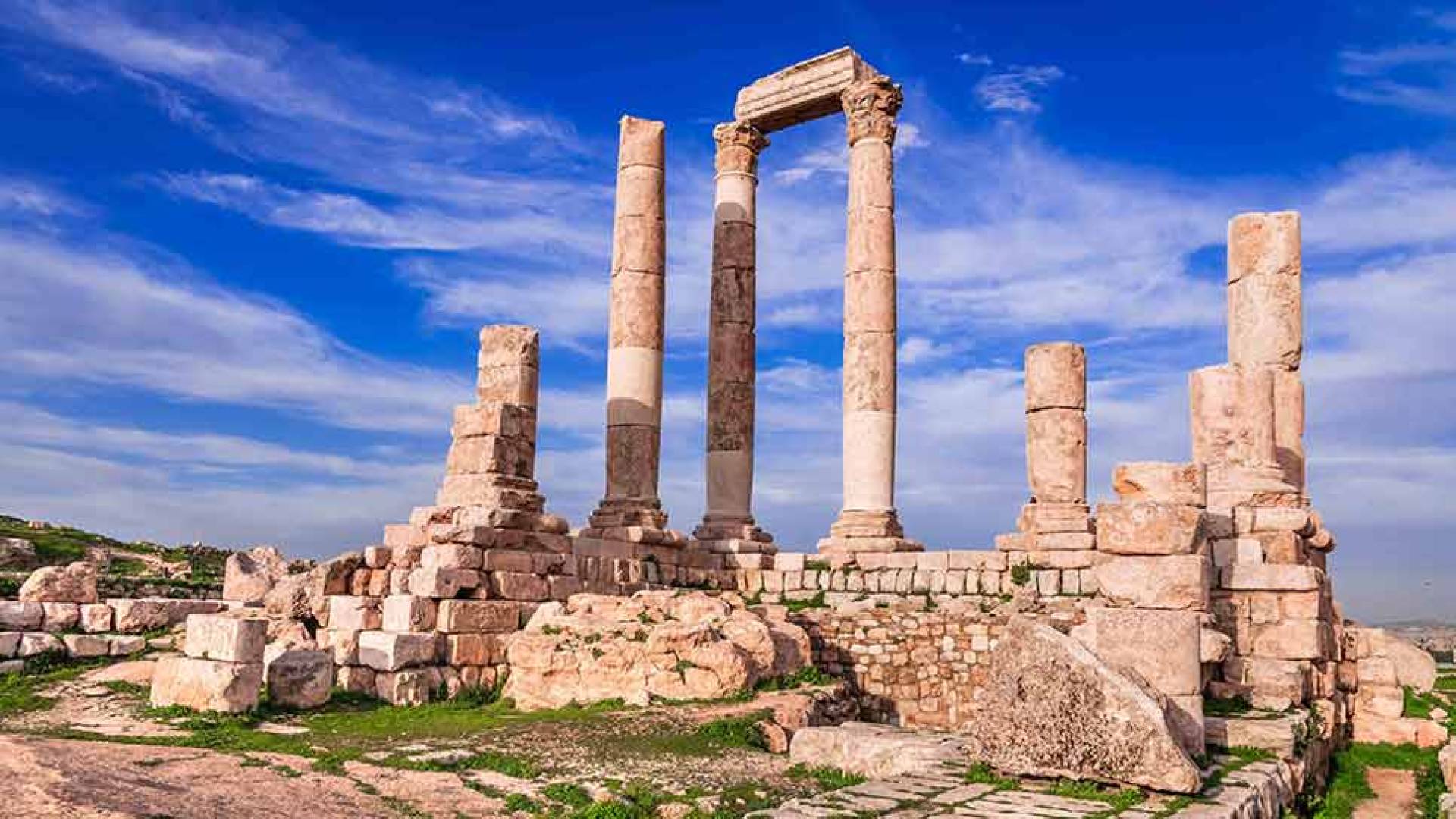 جانب من موقع جبل القلعة الأثري في العاصمة عمان