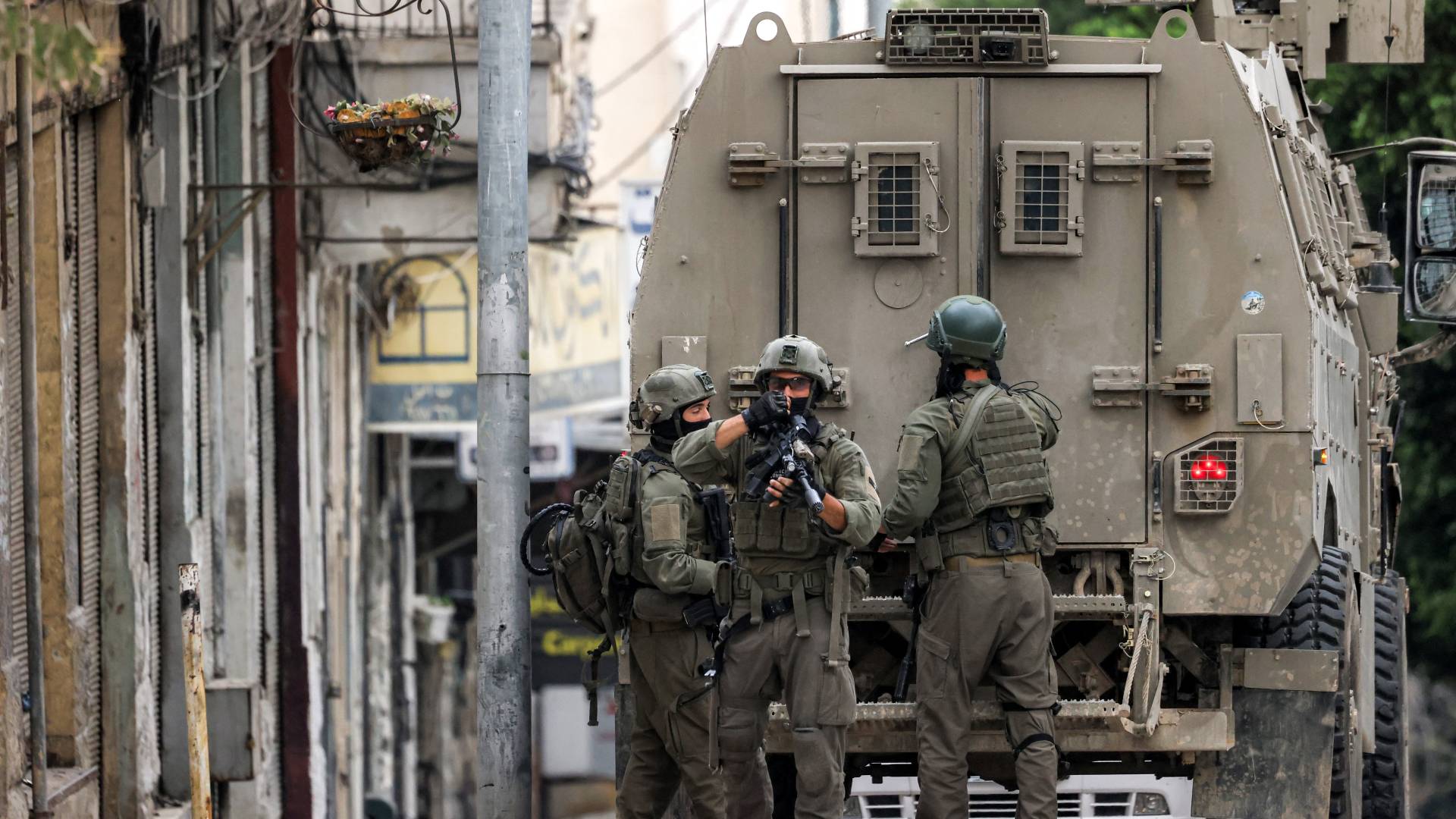 جيش الاحتلتل في الضفة الغربية