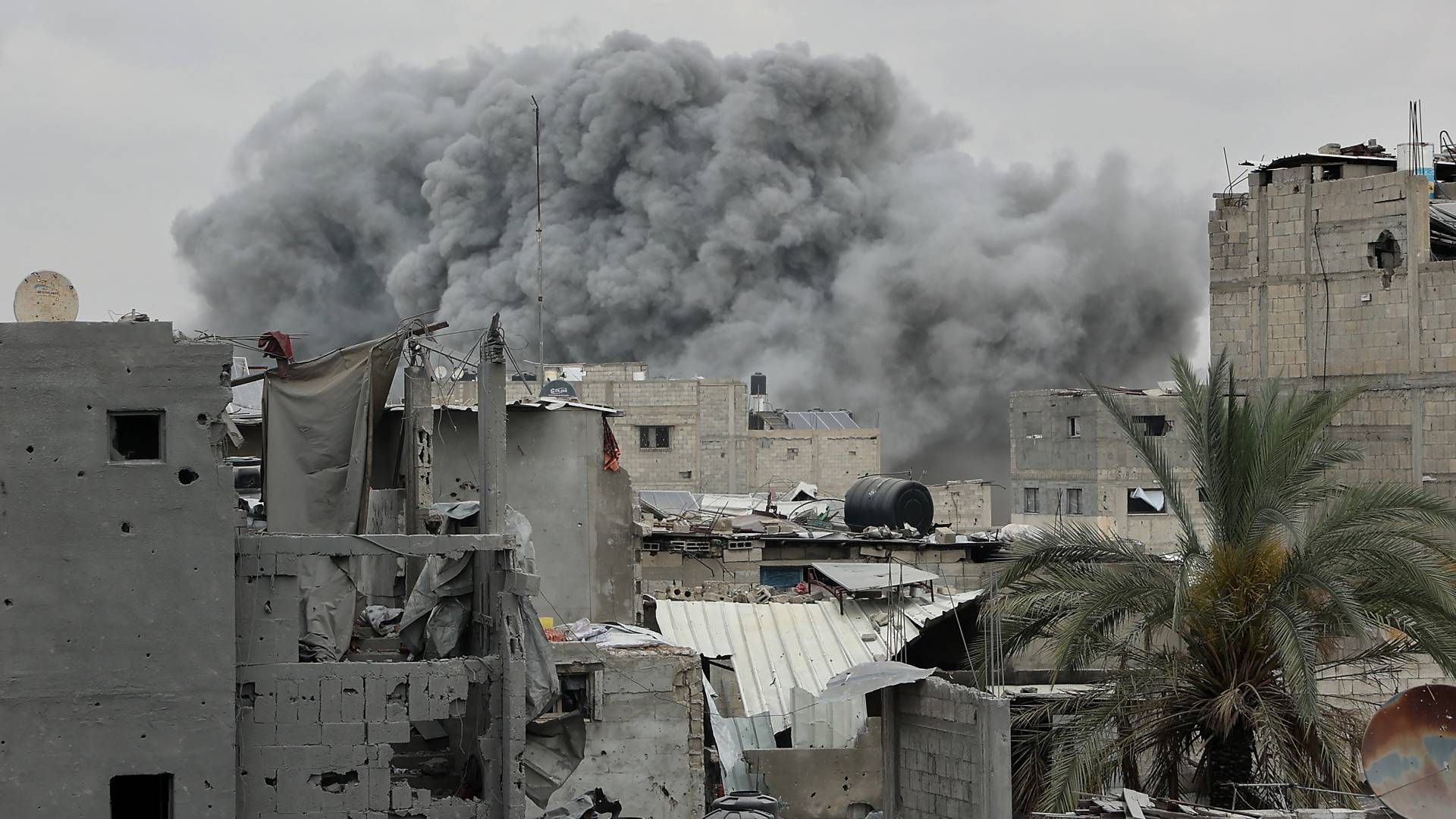 غارة على غزة - تعبيرية