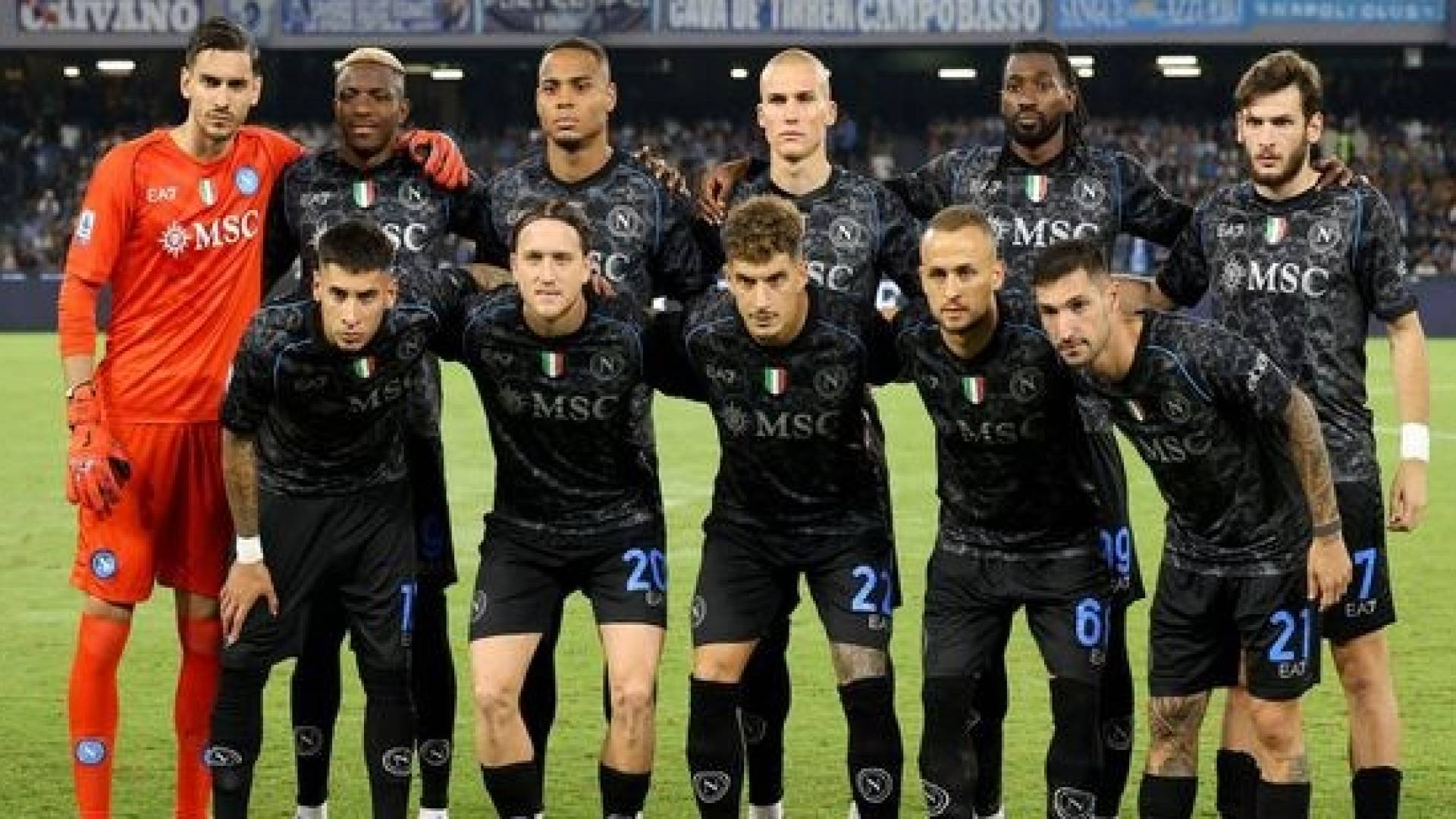 نابولي يتلقى ضربة قاسية بغياب نجمه عن الملاعب