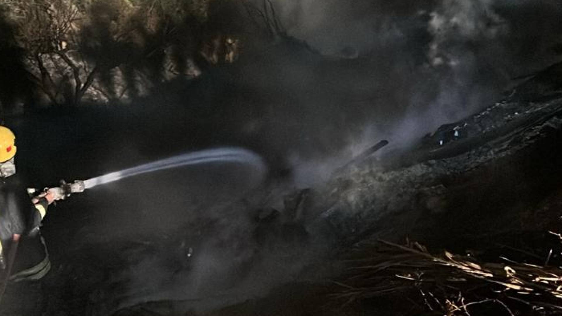 إخماد النيران في ماعين