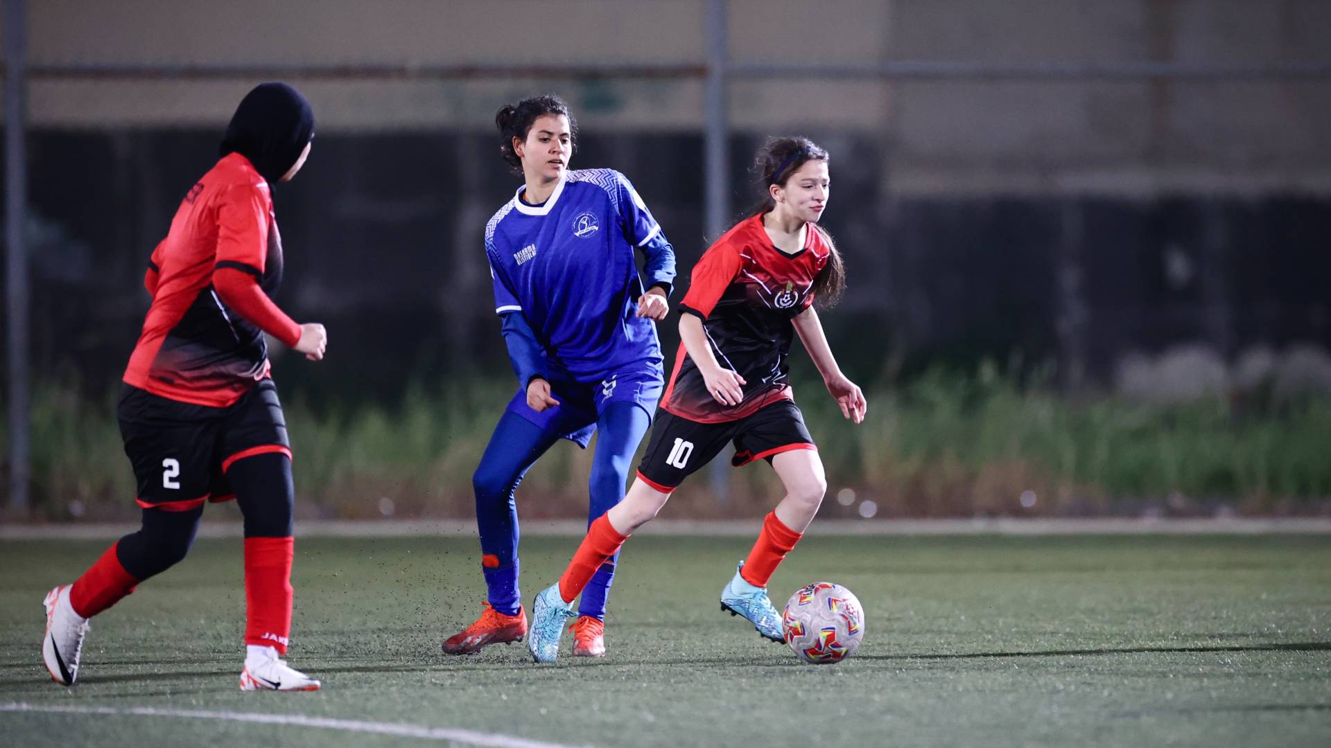 من المنافسات