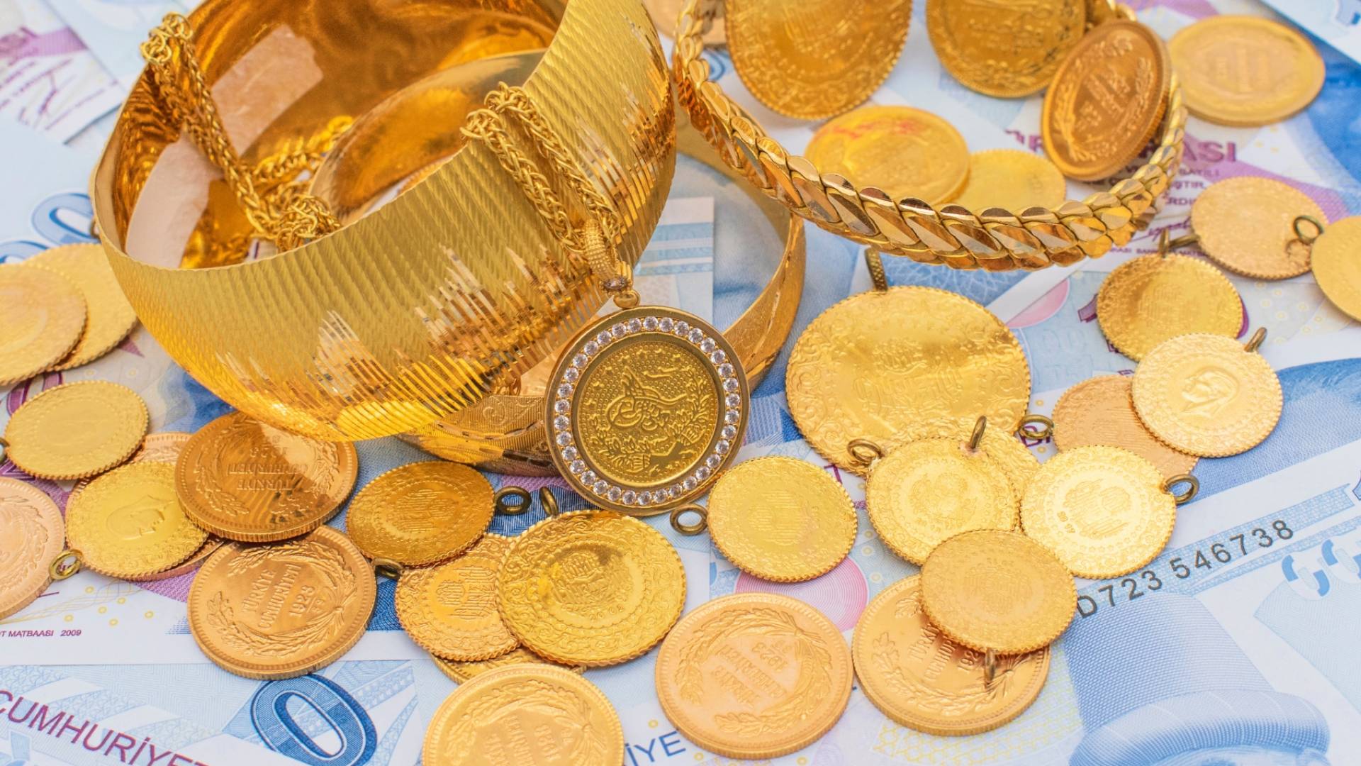 ليرات ذهب "أرشيفية"