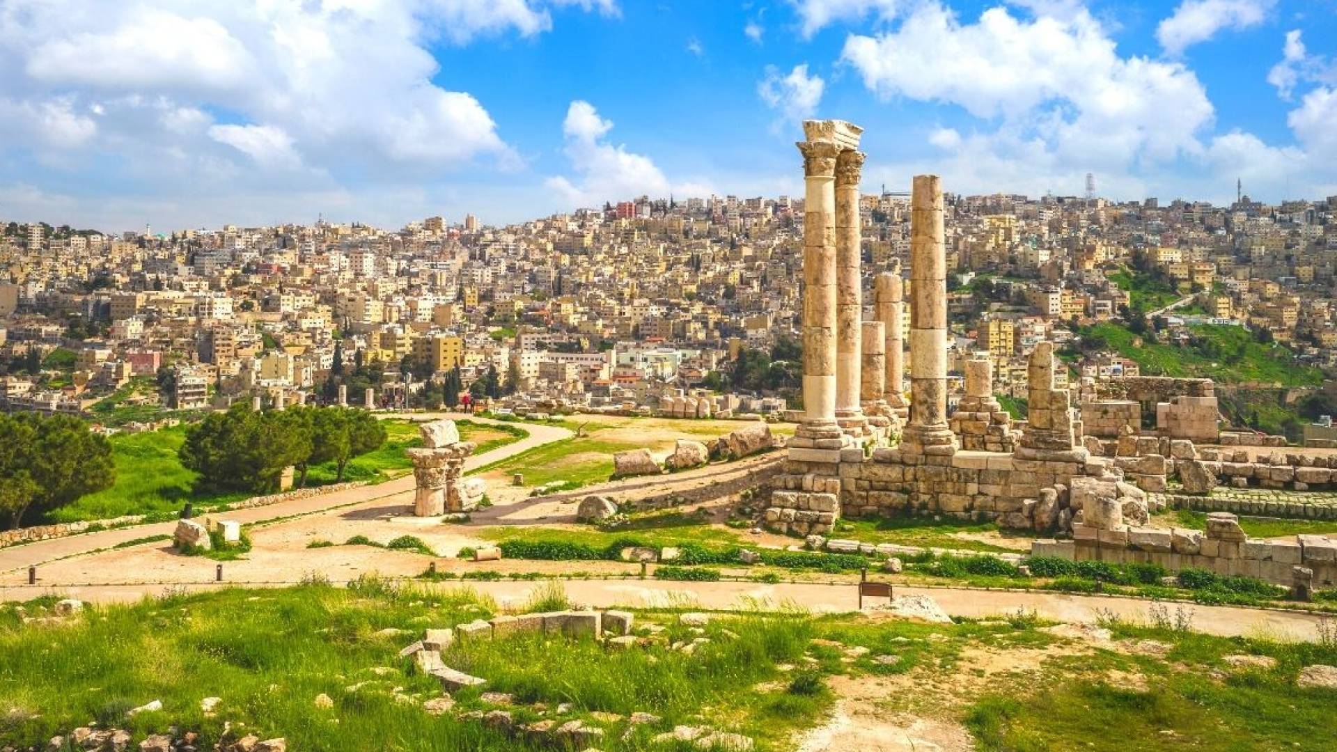 جانب من موقع جبل القلعة الأثري في العاصمة عمان