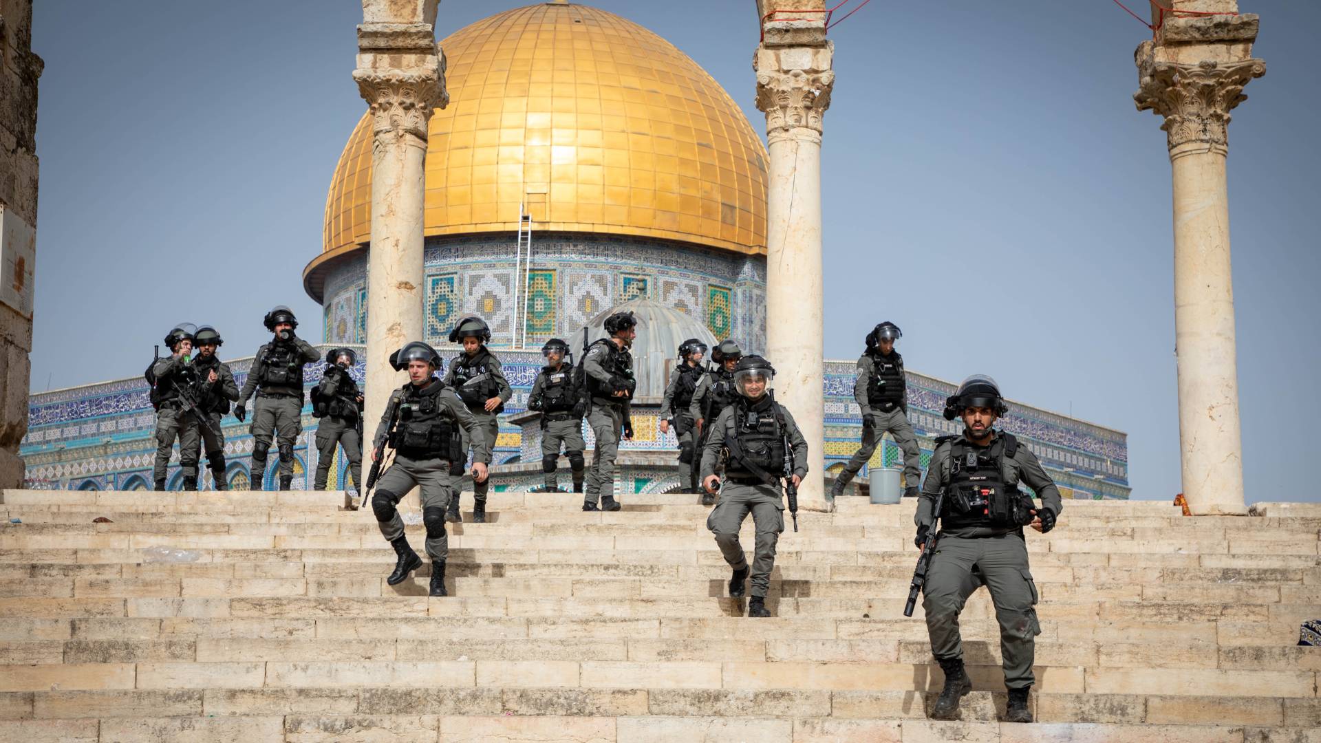 قوات الاحتلال في باحات المسجد الأقصى