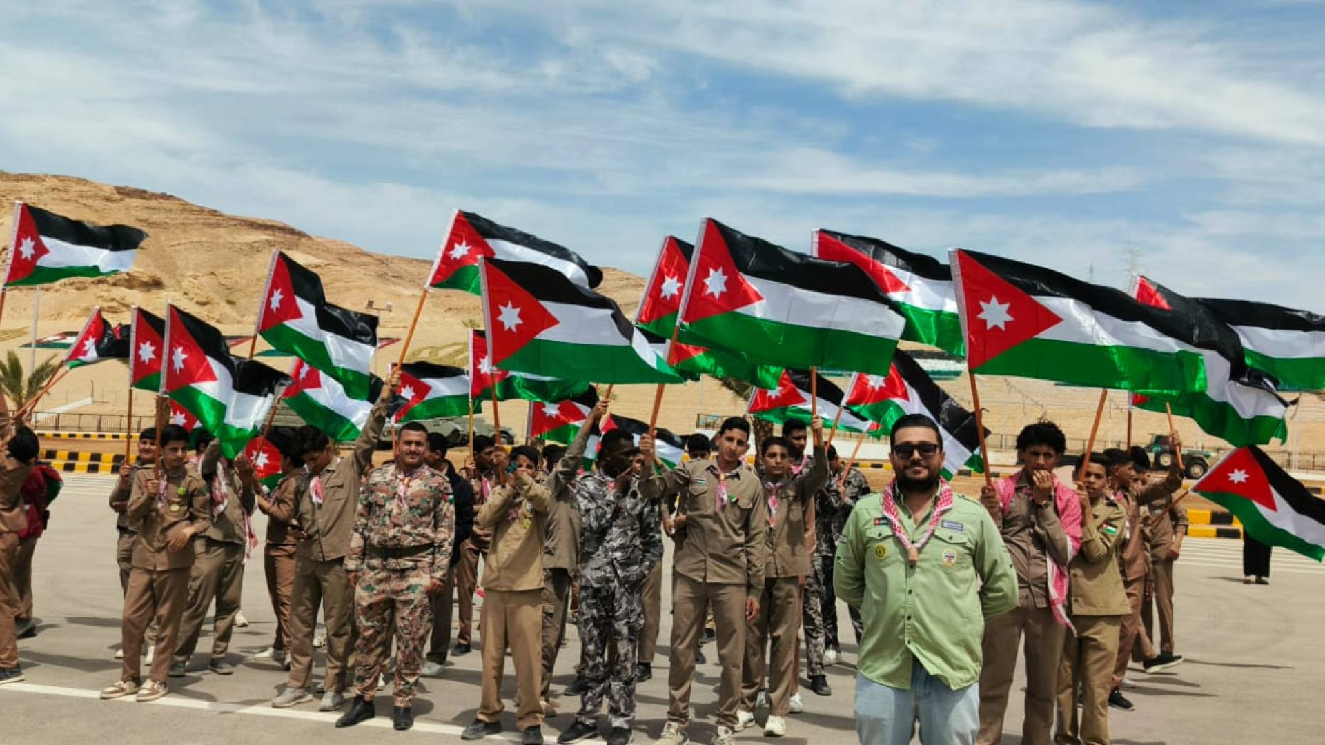 الاحتفال باليوم الوطني للعلم