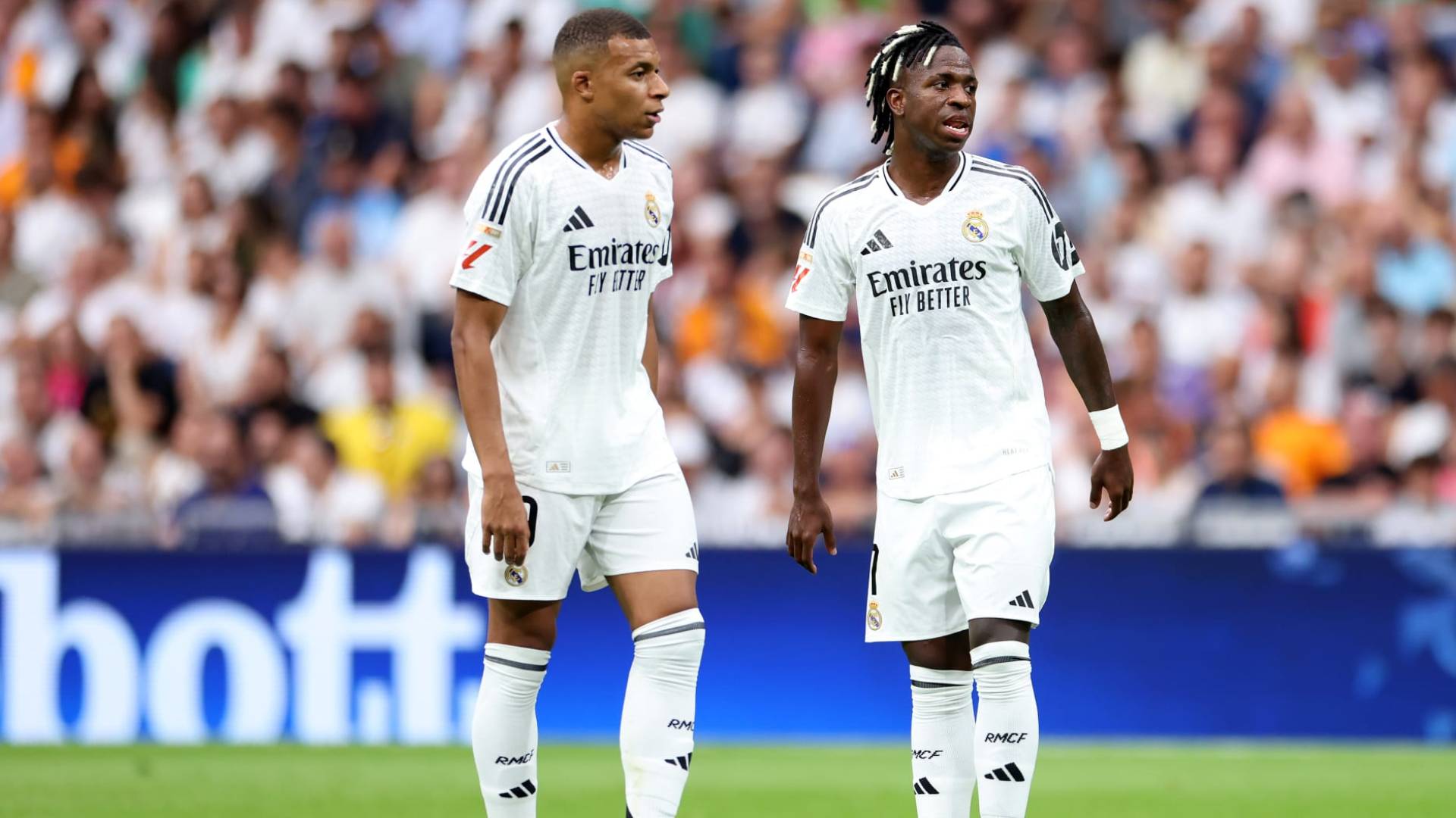 كيليان مبابي  وفينيسيوس