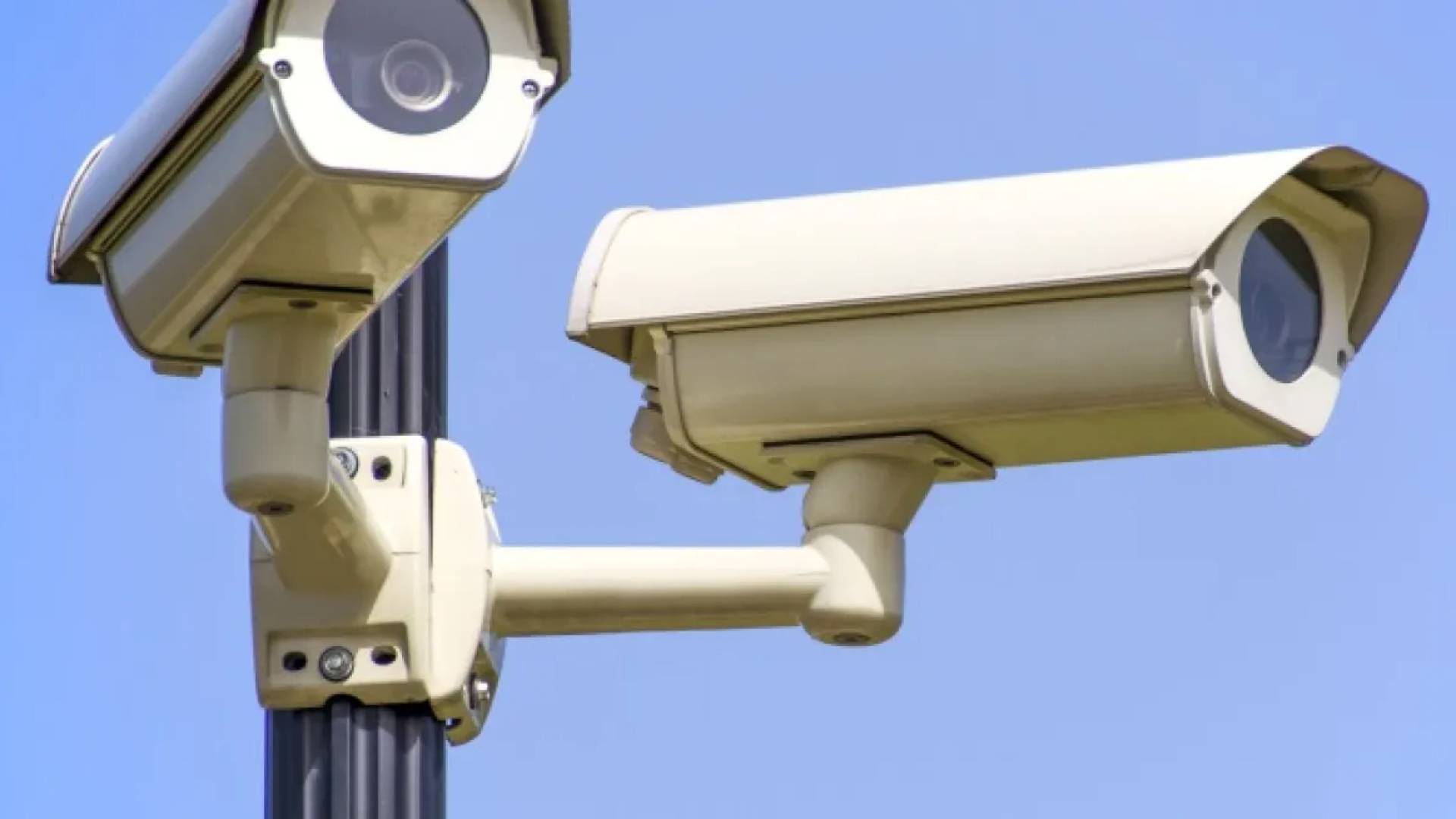 كاميرا مراقبة سرعة - تعبيرية