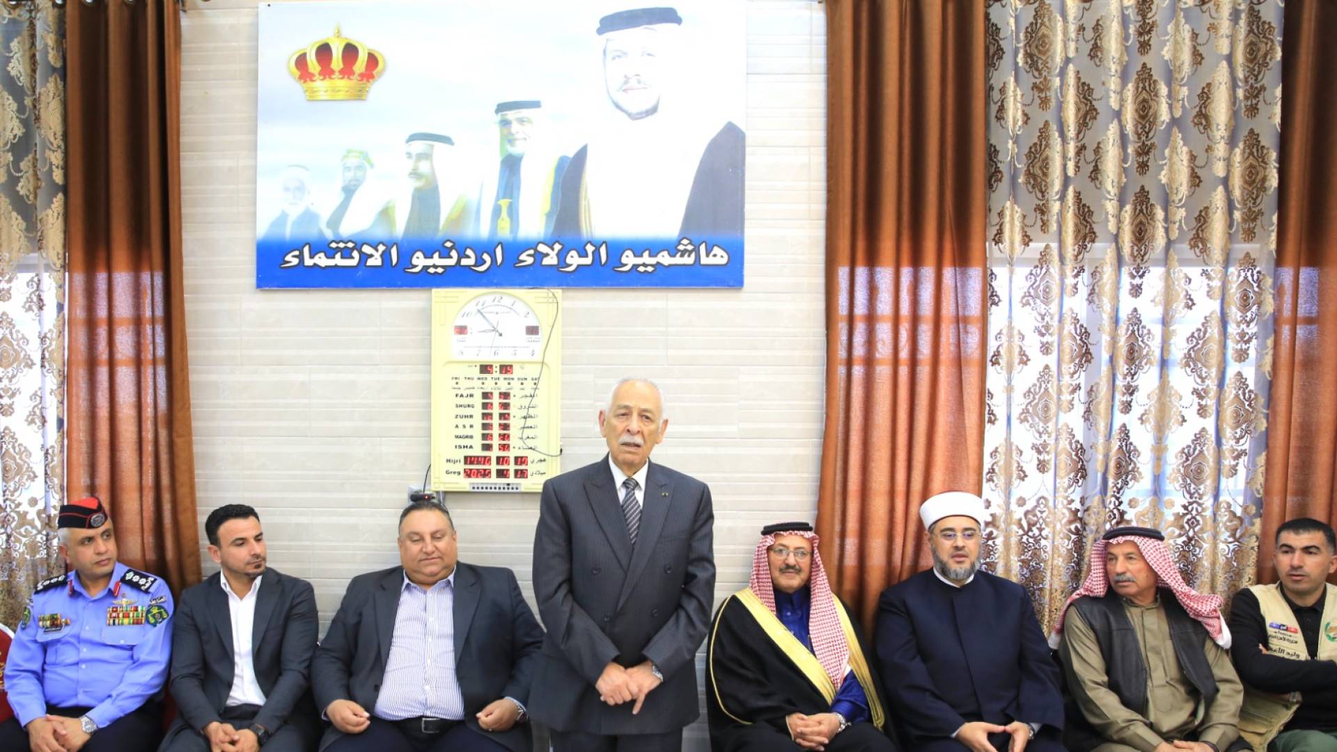 مندوبا عن الملك وولي العهد.. العيسوي يعزي عشائر السواعير والأزايدة والشديفات والأرتيمة