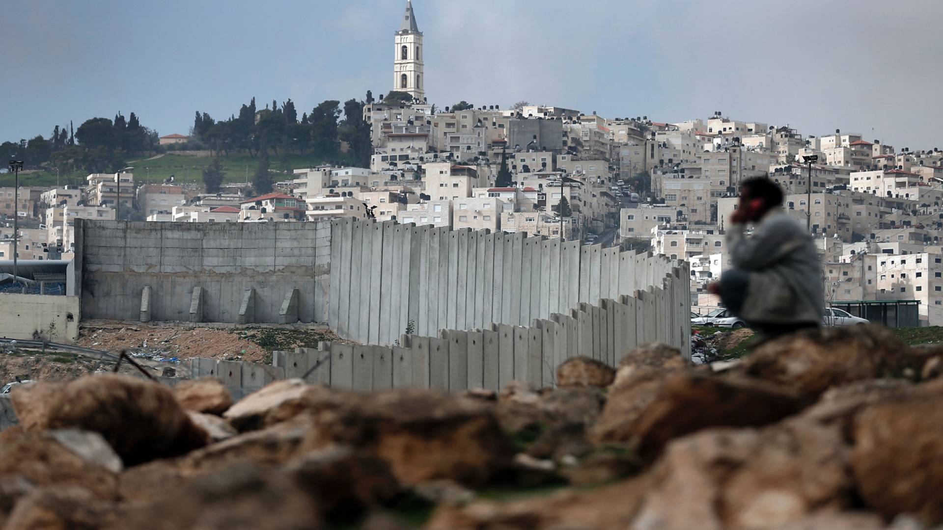 مراسل رؤيا: صافرات الإنذار تدوي في مستوطنة "إيلي زهاف" خشية تسلل مقاومين فلسطينيين