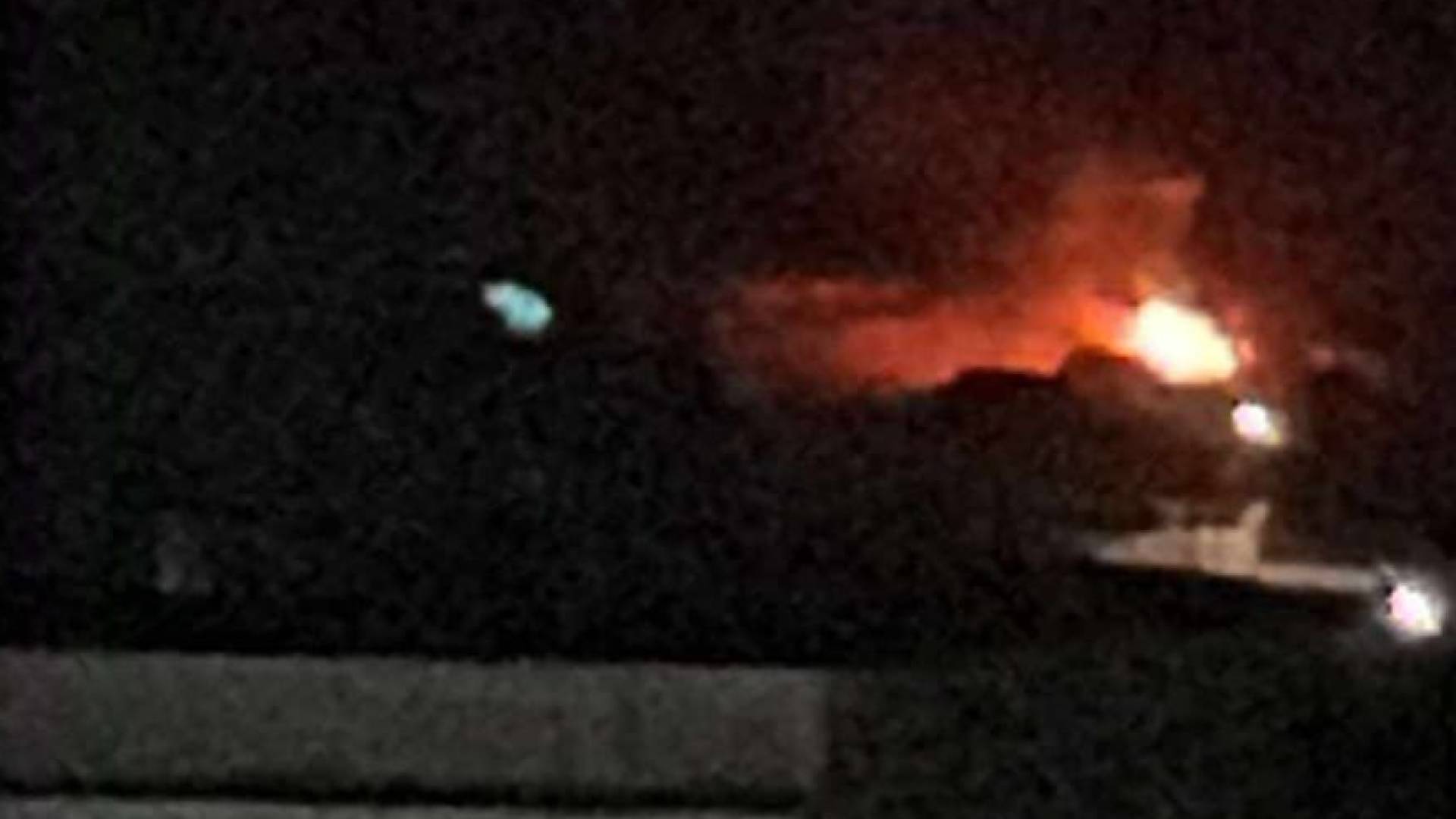 مستوطنون يحرقون منزلا في قرية بردلا بالضفة الغربية