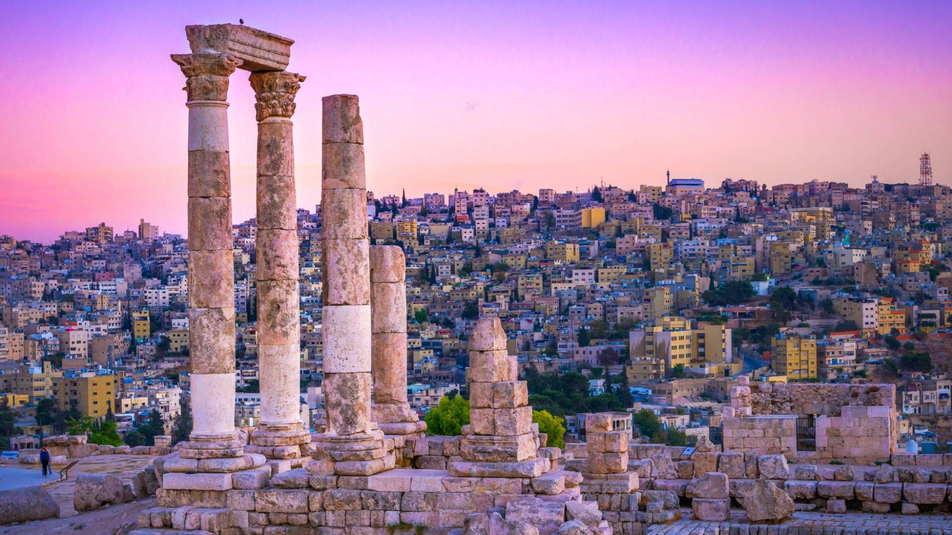 صورة عامة للعاصمة عمان من جبل القلعة