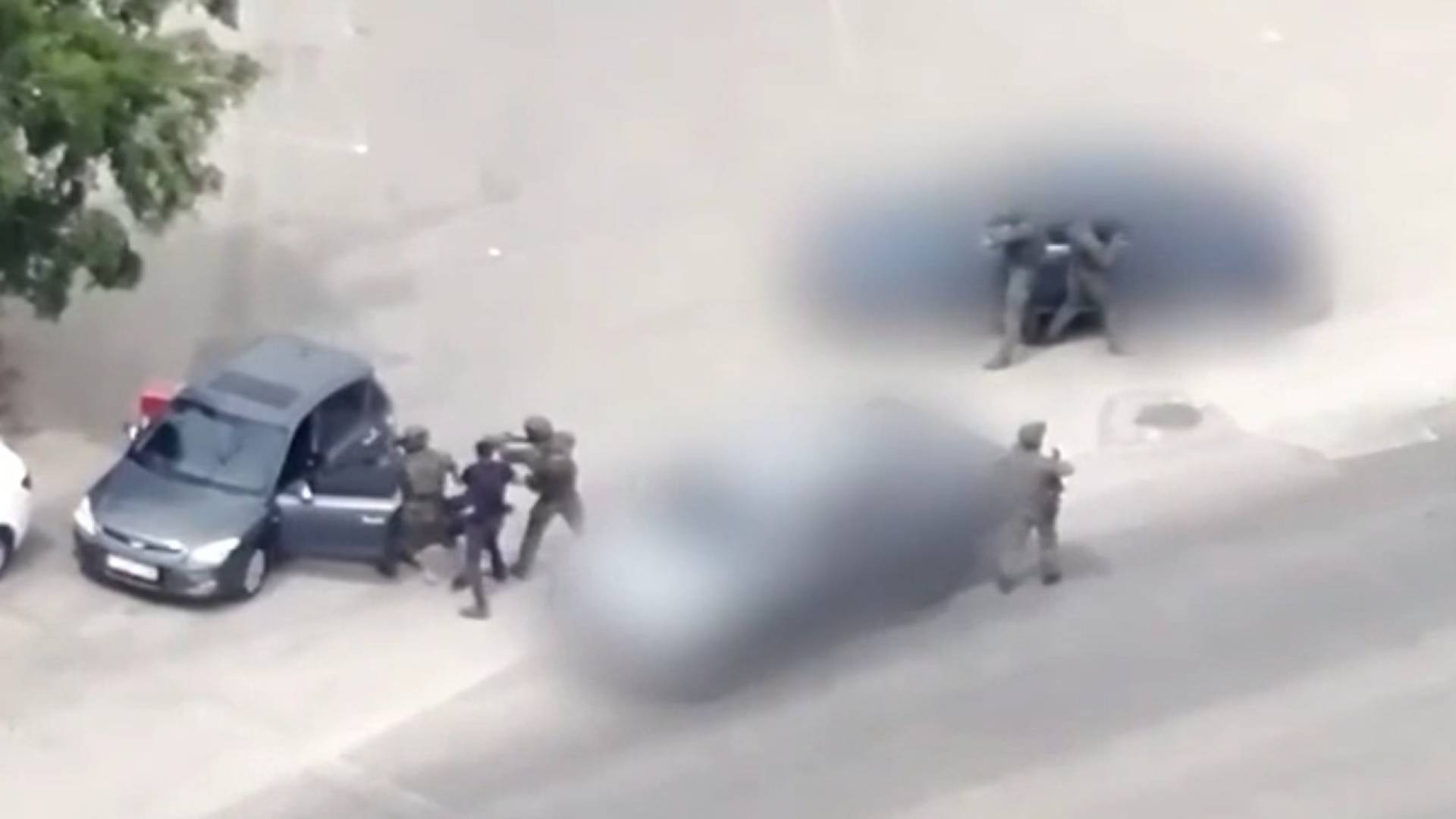 لحظة إطلاق النار على  الشاب محمد زهران من مدينة قلقيلية واعتقاله