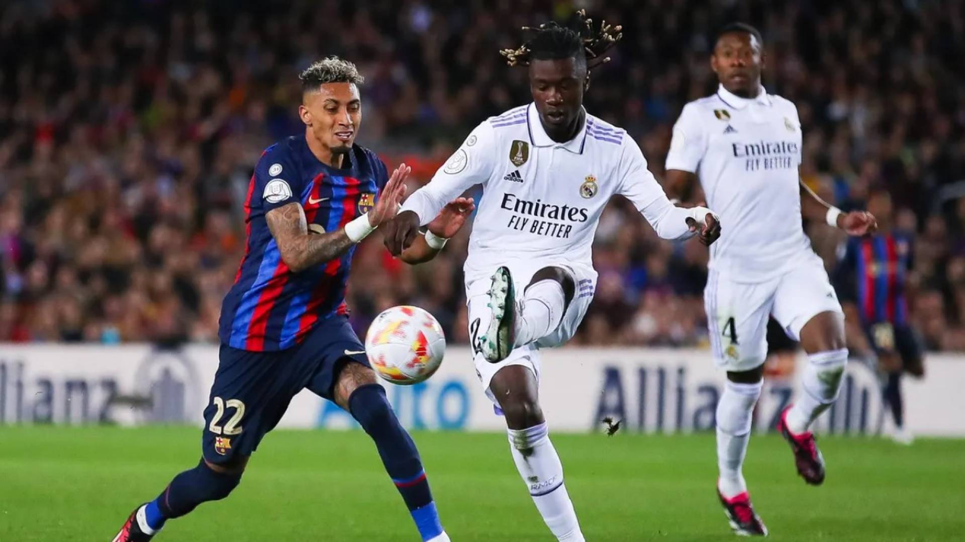 الحكام الإسبان يتحدون لدعم طاقم تحكيم الكلاسيكو في نهائي كأس الملك