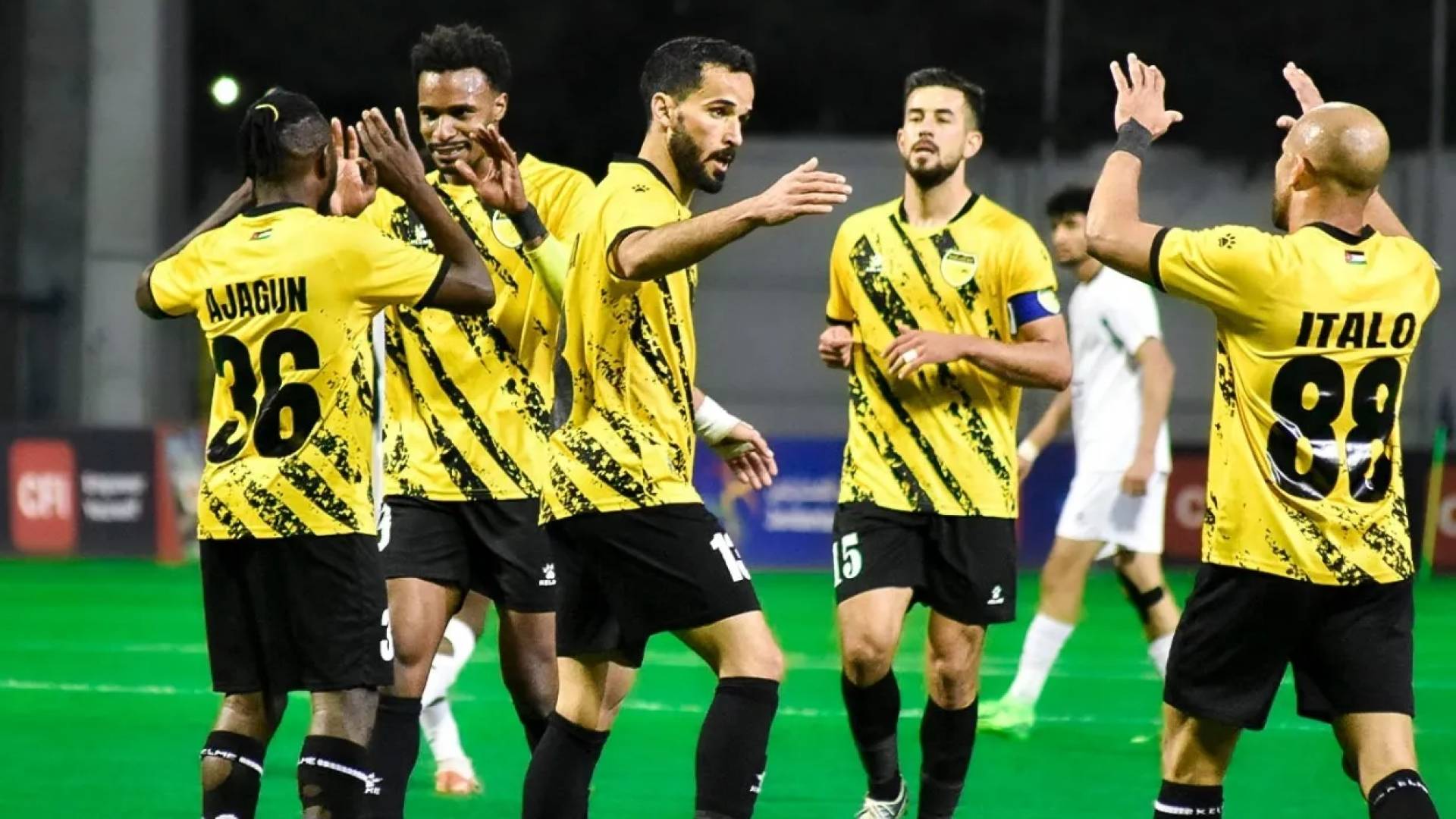 الحسين إربد يكتسح شباب العقبة بسداسية ويؤجل حسم لقب الدوري الأردني