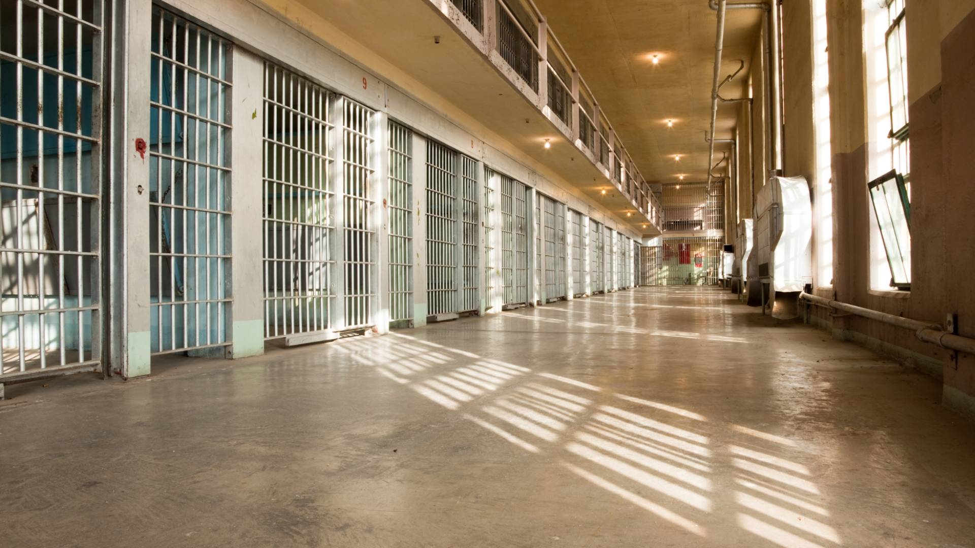 سجن - تعبيرية