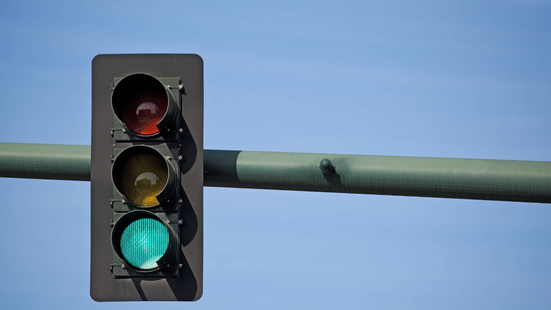 إشارة ضوئية - تعبيرية