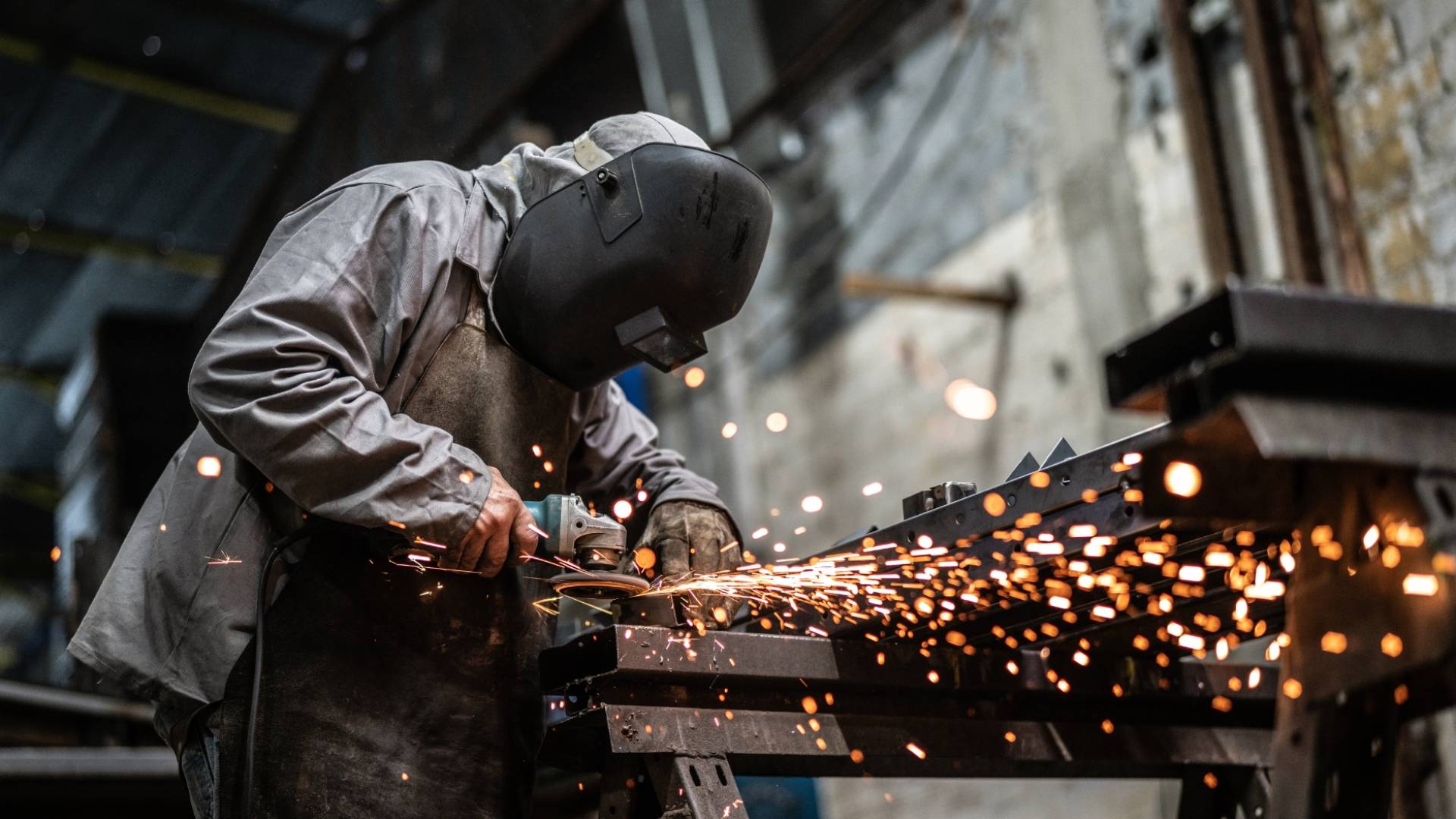 بيت العمال يصدر تقريرا وطنيا شاملا حول أوضاع سوق العمل والحقوق العمالية لعام 2024 في الأردن