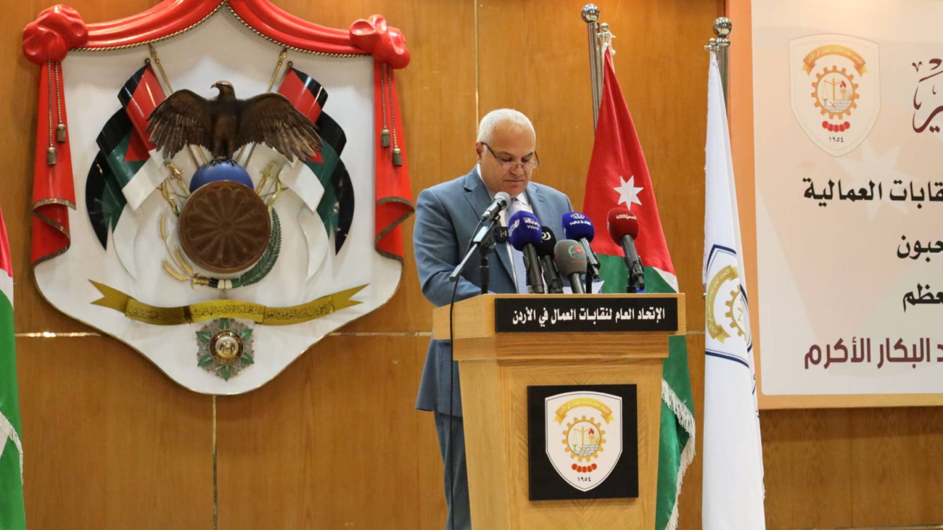 وزير العمل خالد البكار