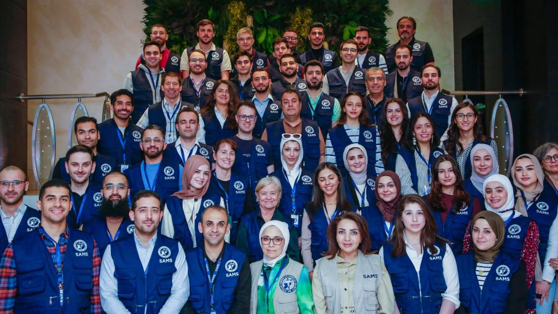 الجمعية الطبية السورية الأمريكية (SAMS) تختتم بعثتيها الطبيتين في الأردن وسوريا