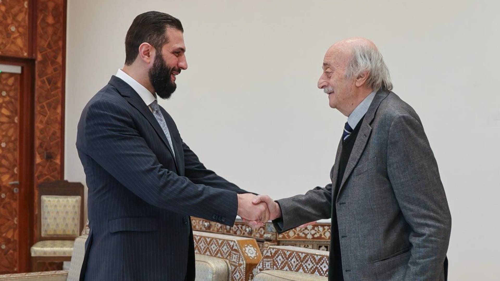 لقاء وليد جنبلاط والرئيس السوري أحمد الشرع